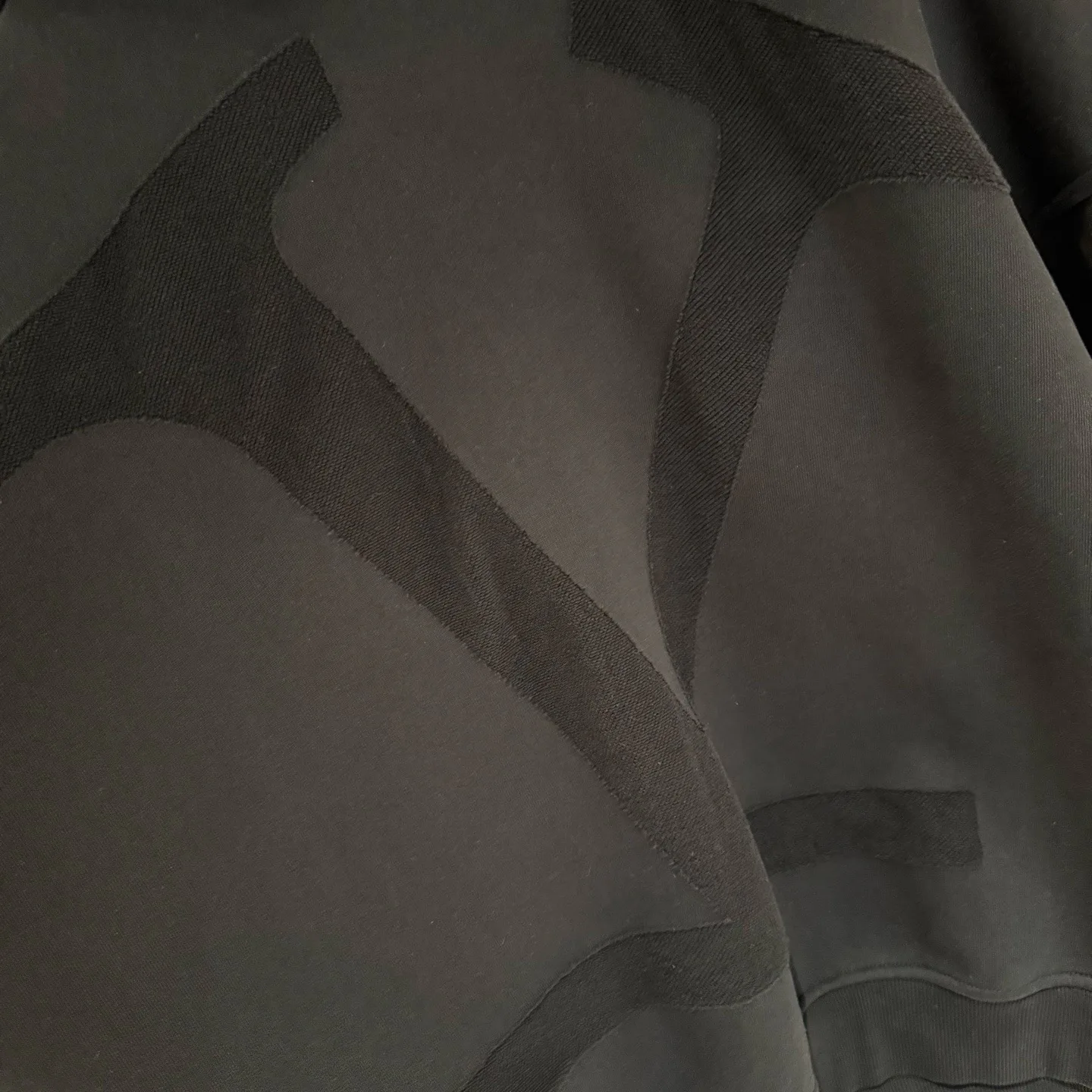 Men's Sweatshirts And Hoodies VALENTINO 18197086