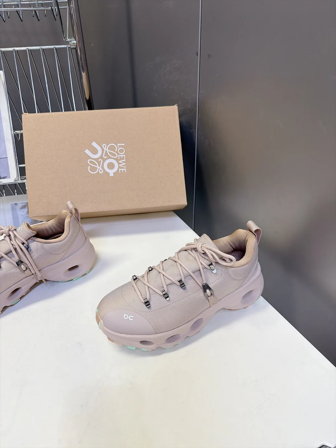 Women's Sneakers LOEWE 19570648