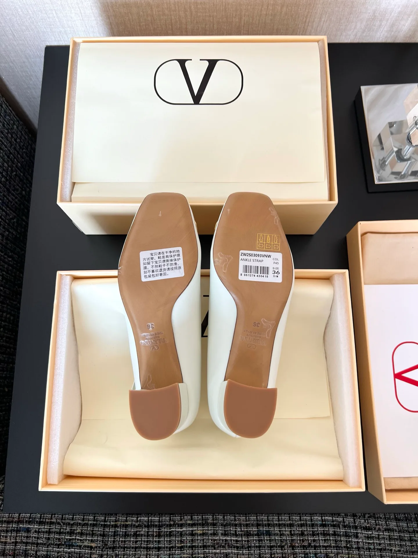 Women's Heels VALENTINO 17480142