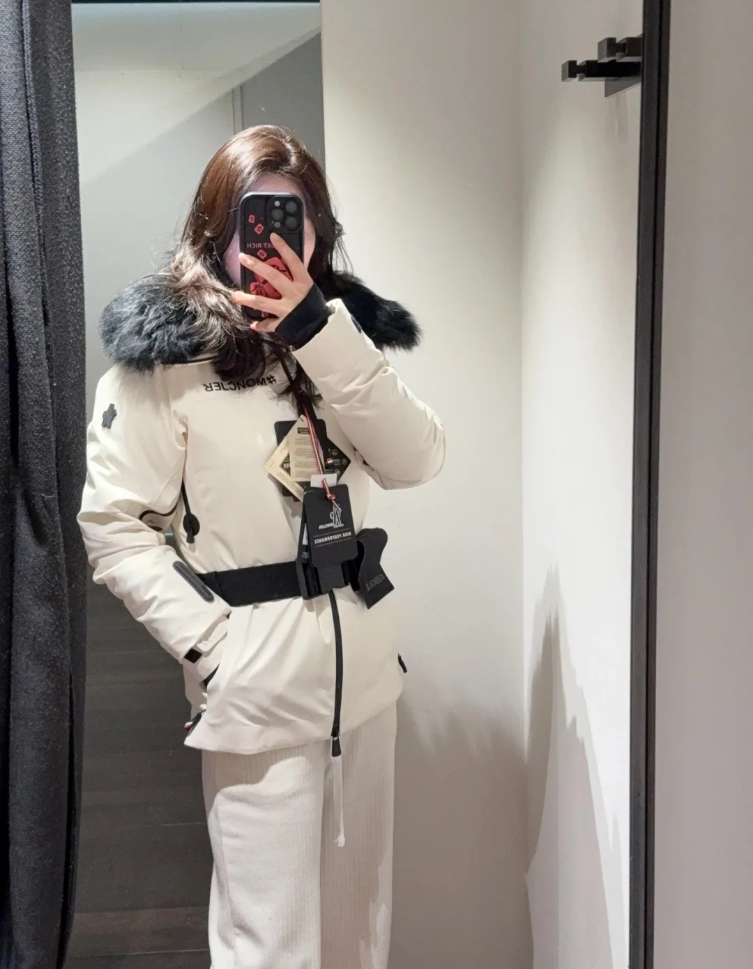 Women's Jackets And Down Jackets MONCLER 18133609
