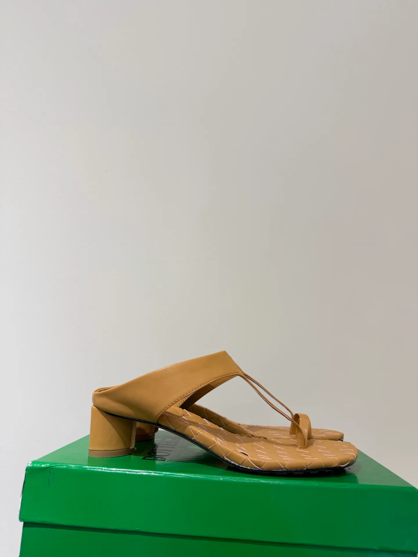 Women's Open-Toe Sandals BOTTEGA VENETA 17464752