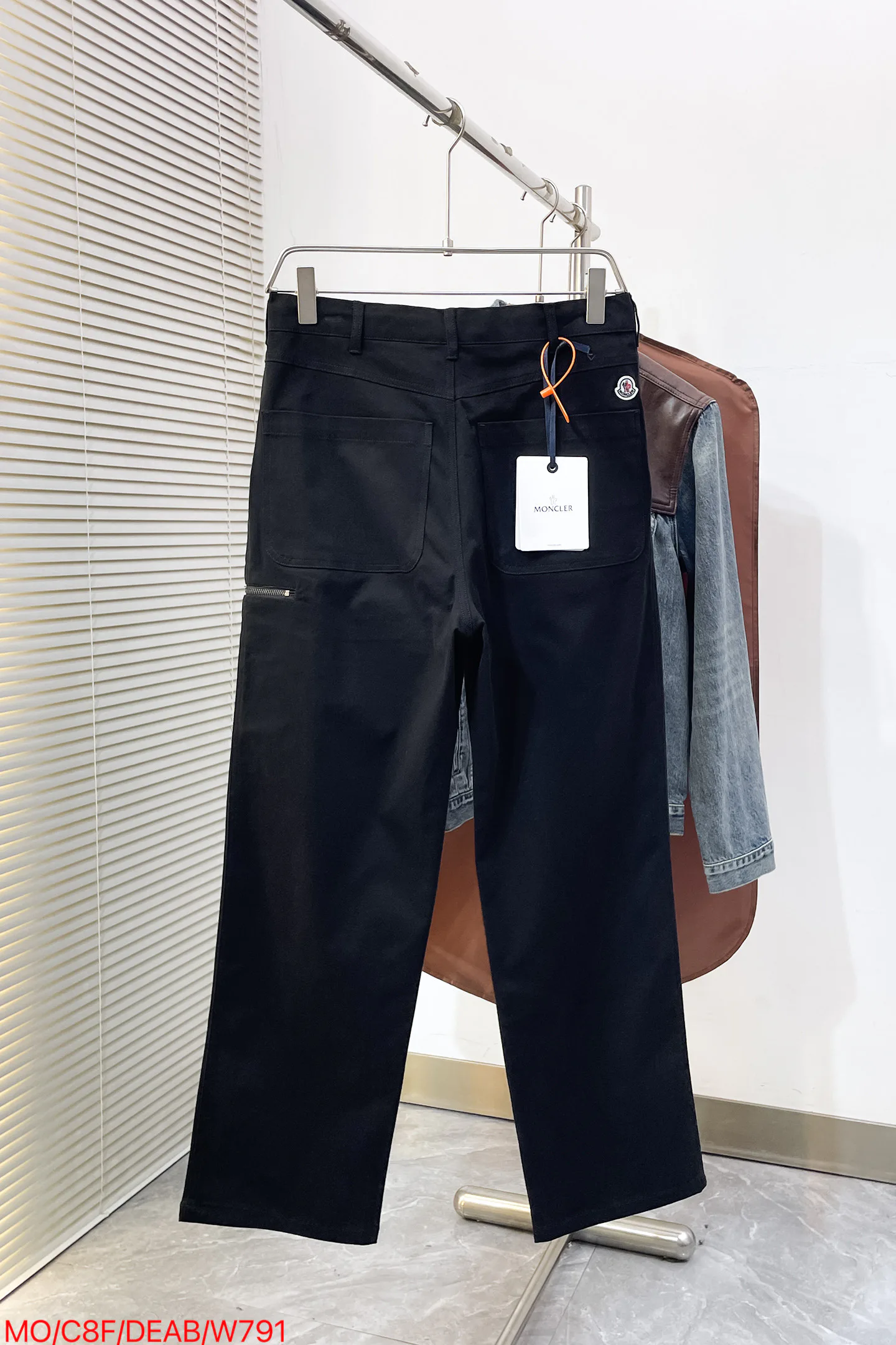 Men's Trousers MONCLER 18392115