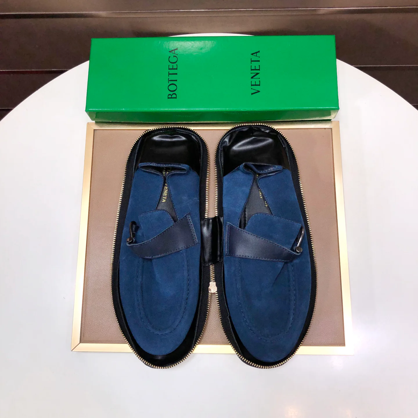 Men's Loafers And Dress Shoes BOTTEGA VENETA 18262221