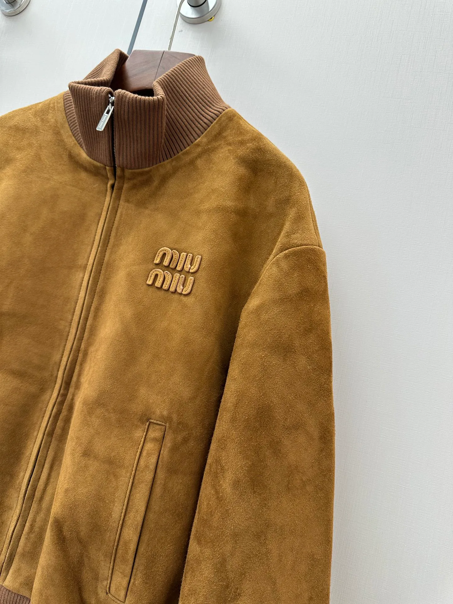 Women's Leather Jackets And Sheepskin Coats MIU MIU 18173059