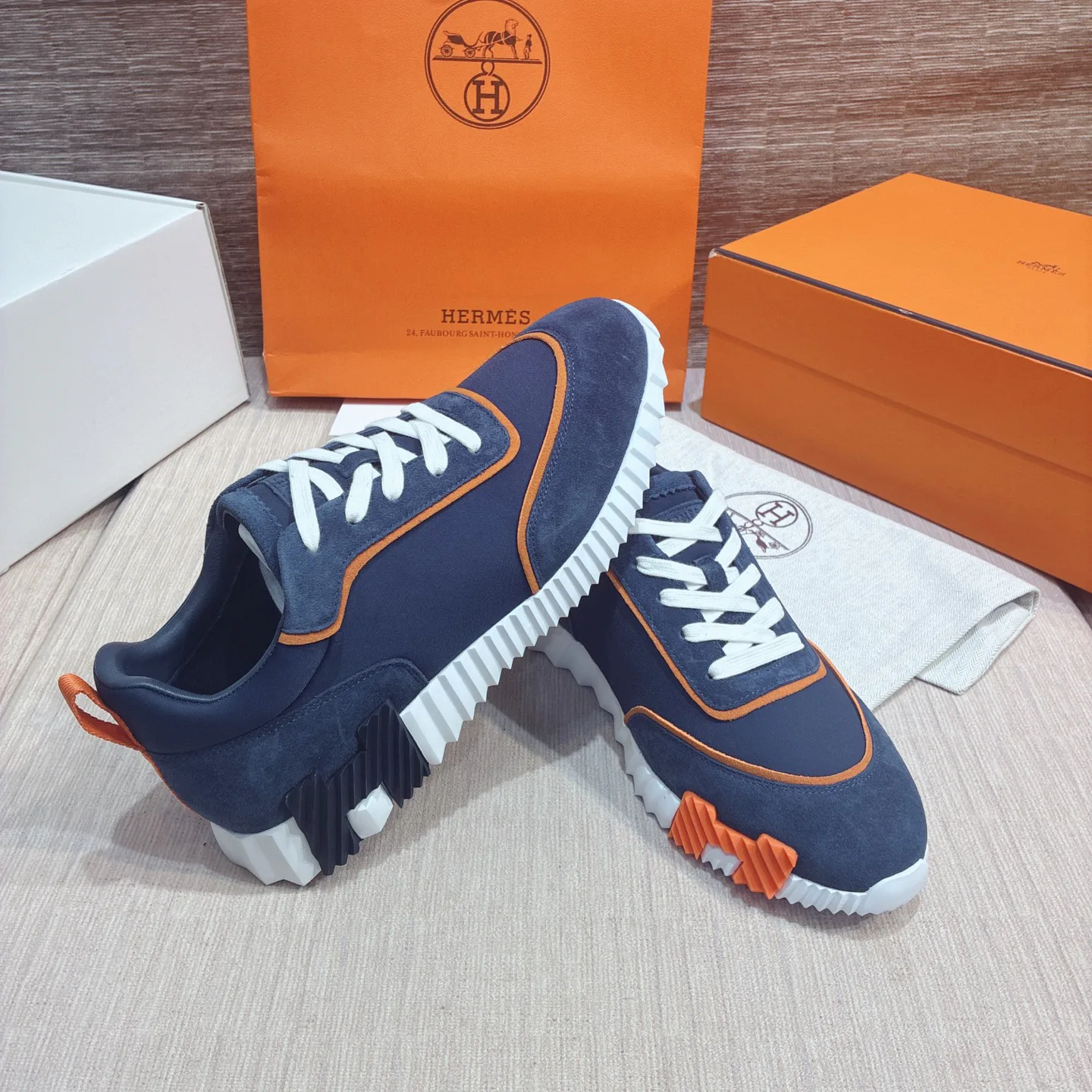Women's Sneakers HERMES 17977063
