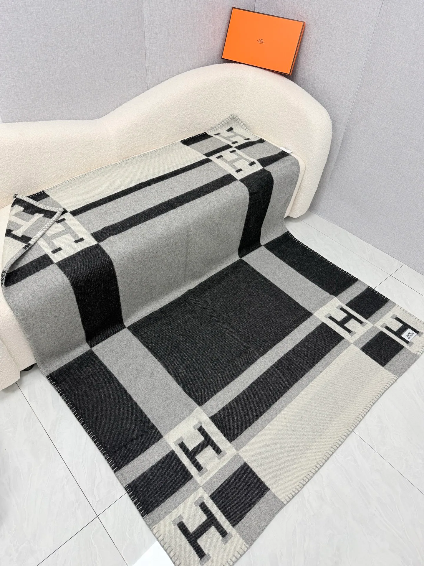 Textiles HERMES 18222650