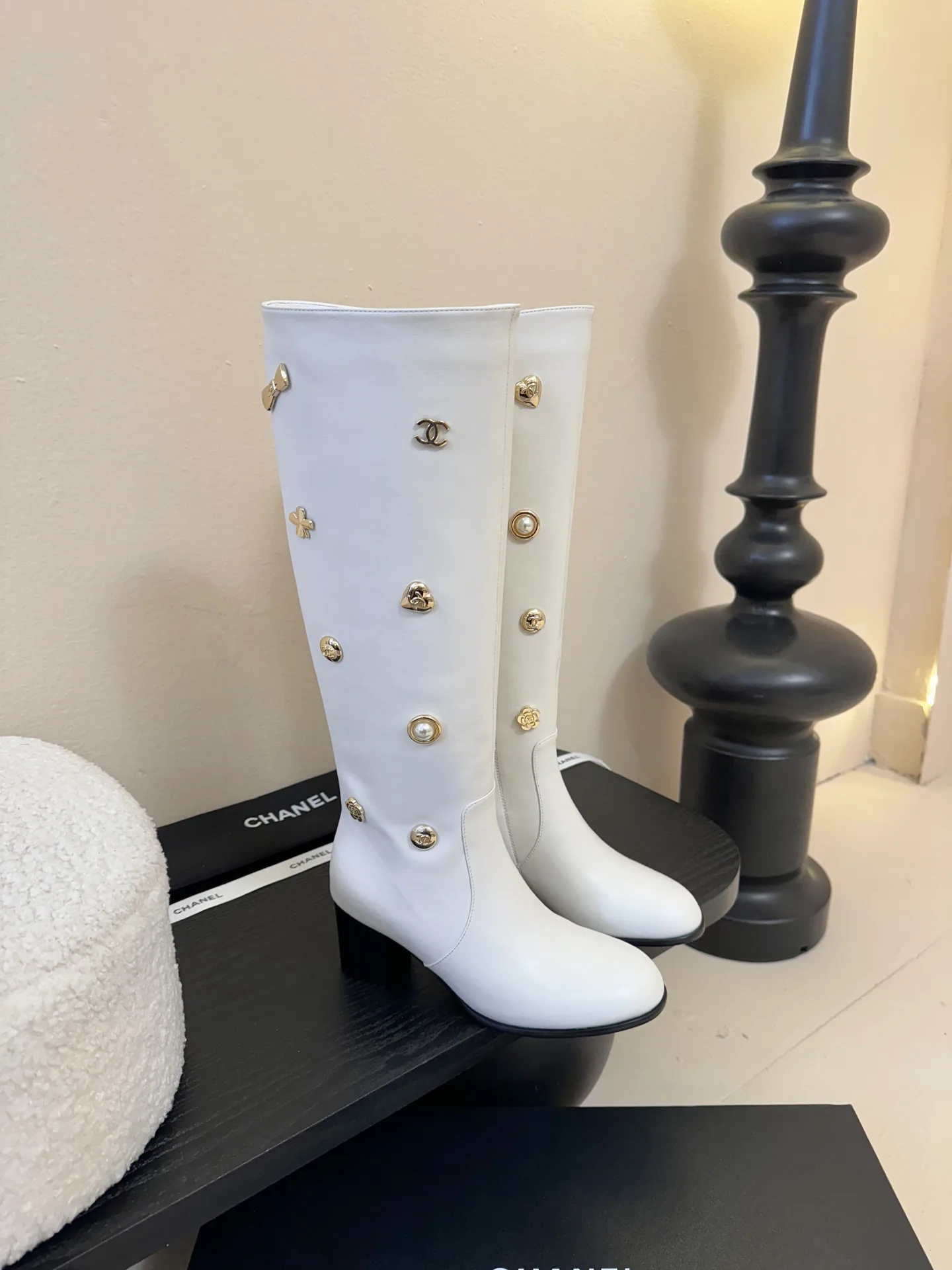 Women's Boots CHANEL 18025412