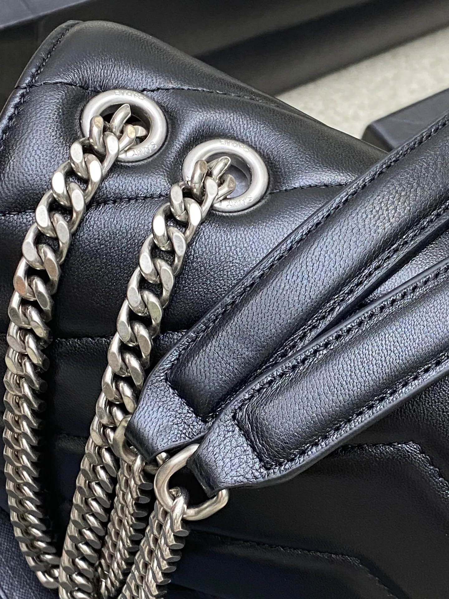 Women's Classic Handbags SAINT LAURENT 17571678