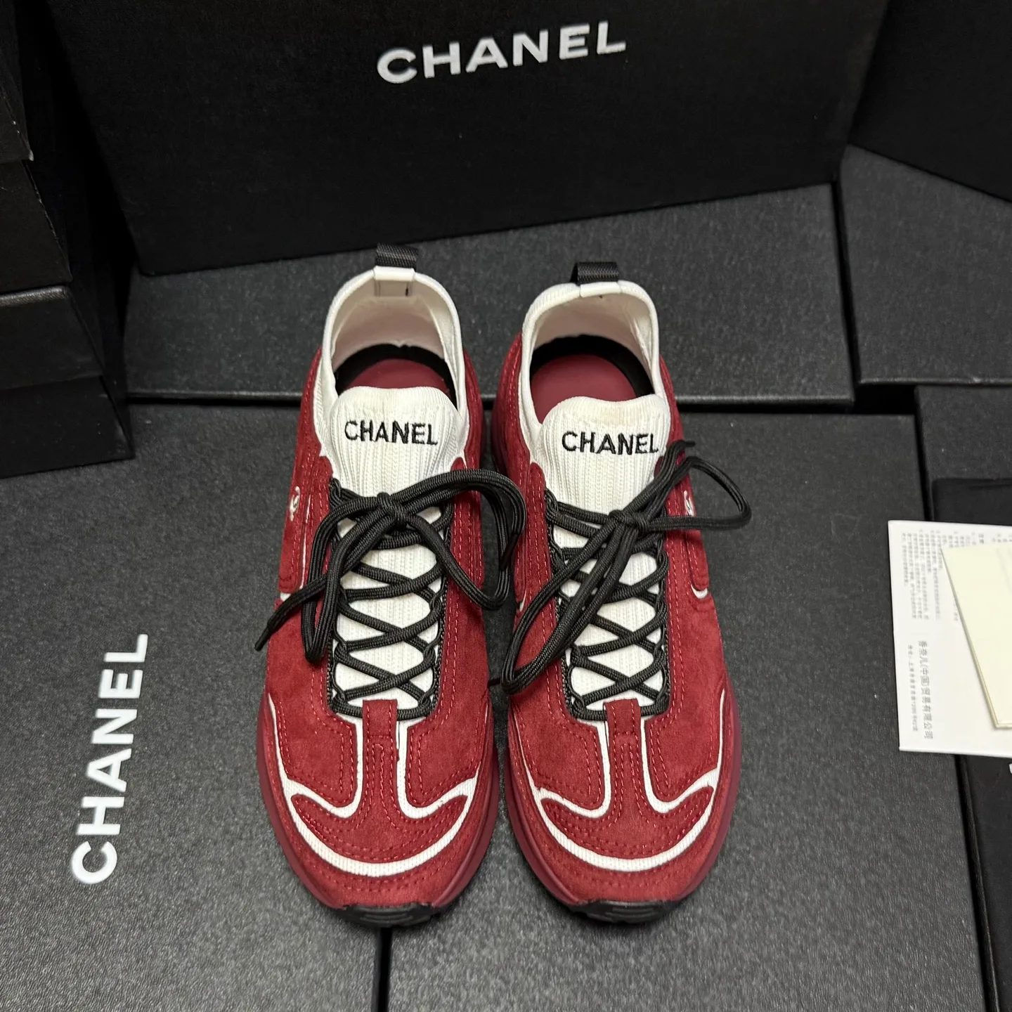 Women's Sneakers CHANEL 18083060