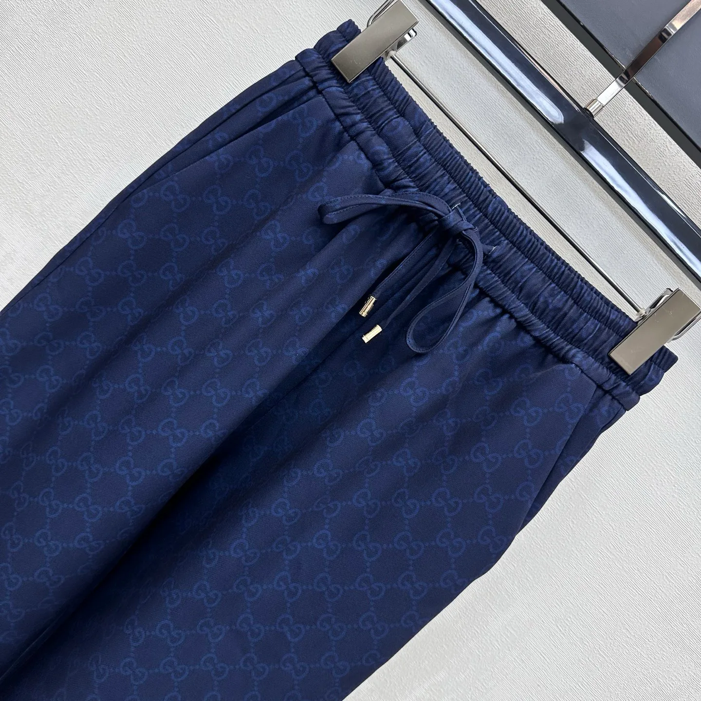 Women's Trousers GUCCI 18038437