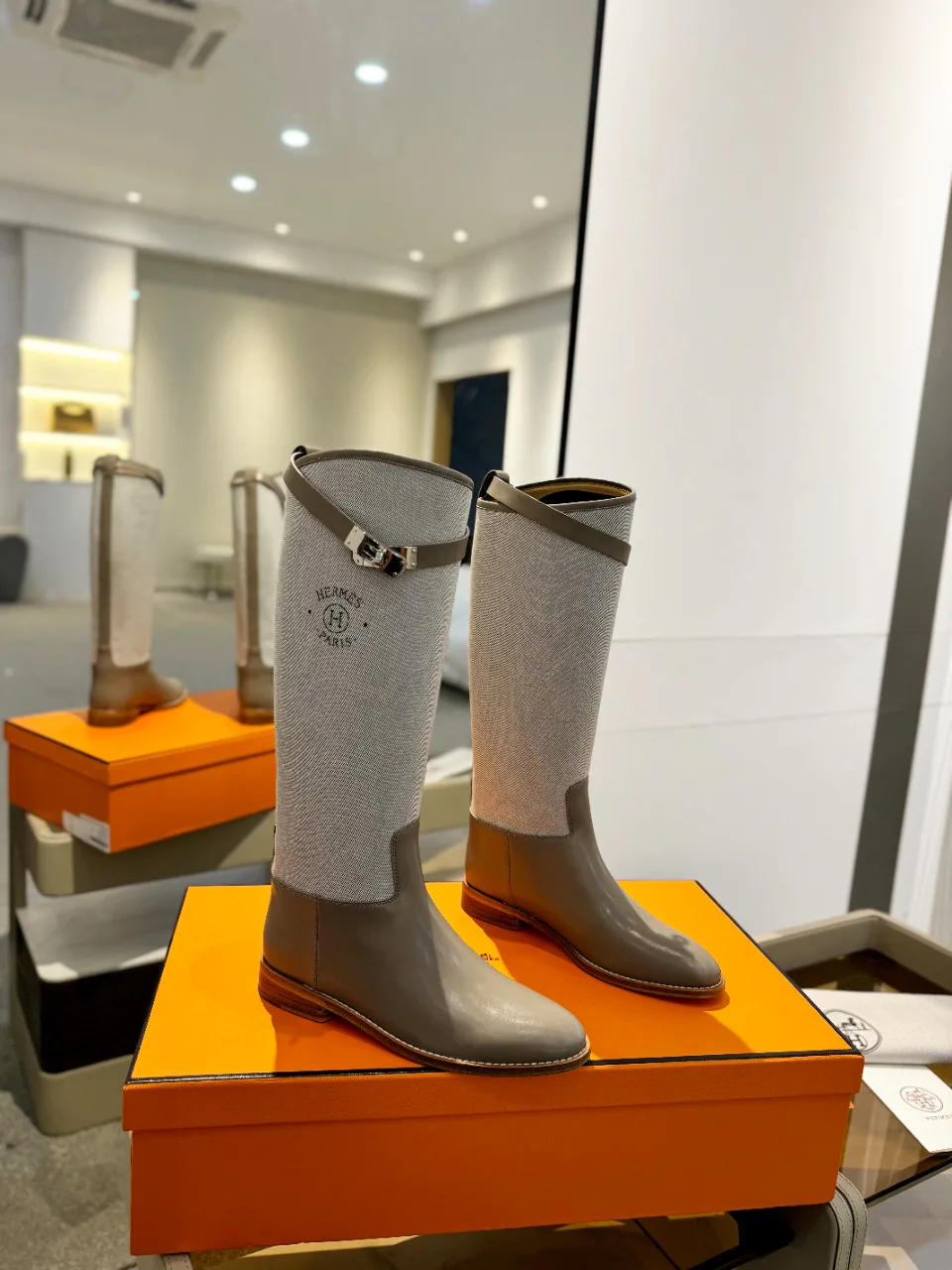 Women's Boots HERMES 18521317