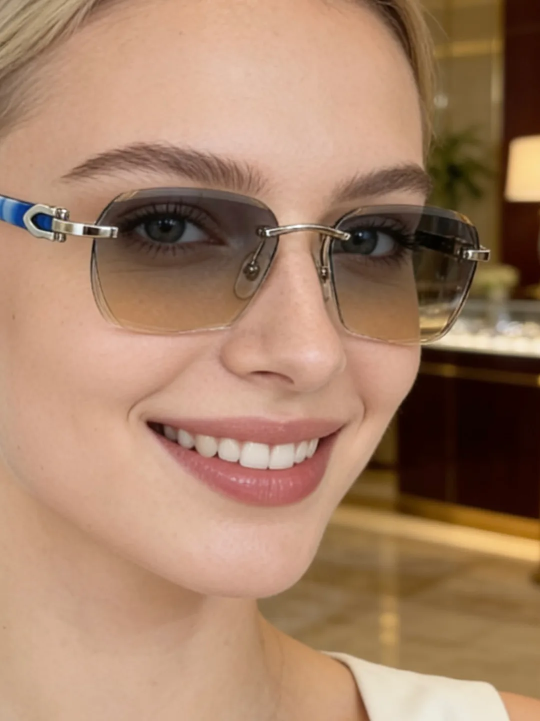 Glasses CARTIER 18118013