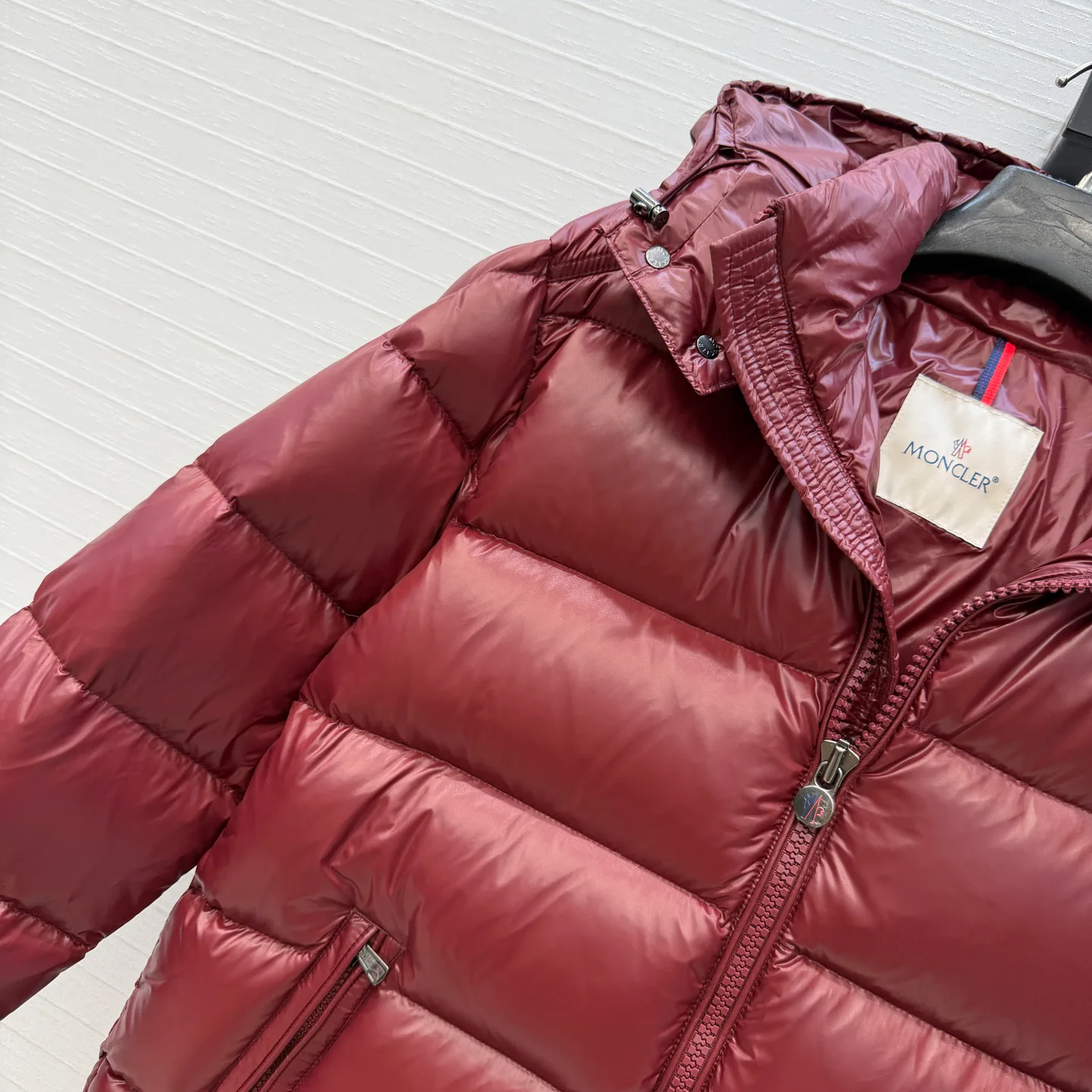Women's Jackets And Down Jackets MONCLER 18184284