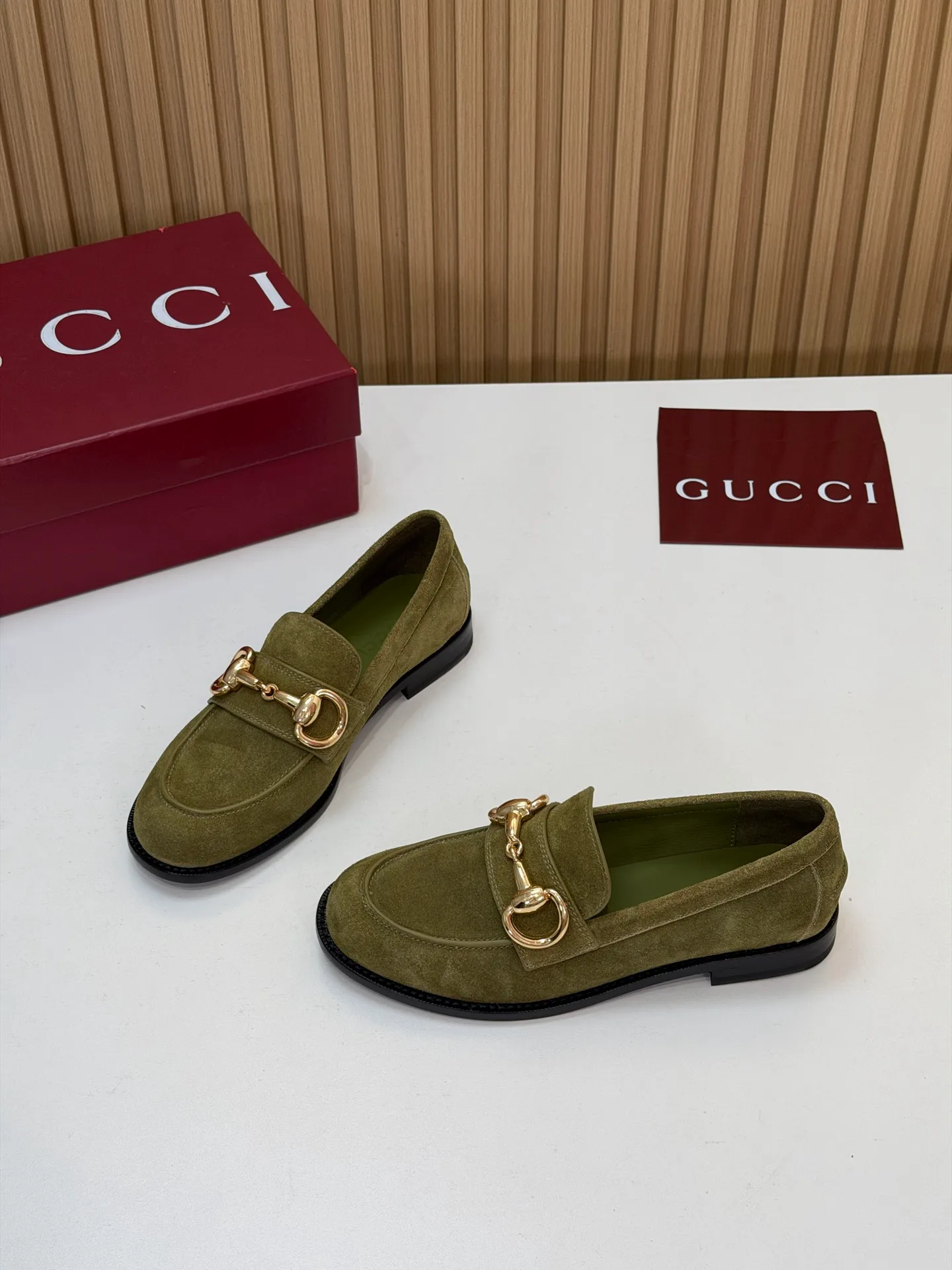 Women's Loafers And Moccasins GUCCI 18152956