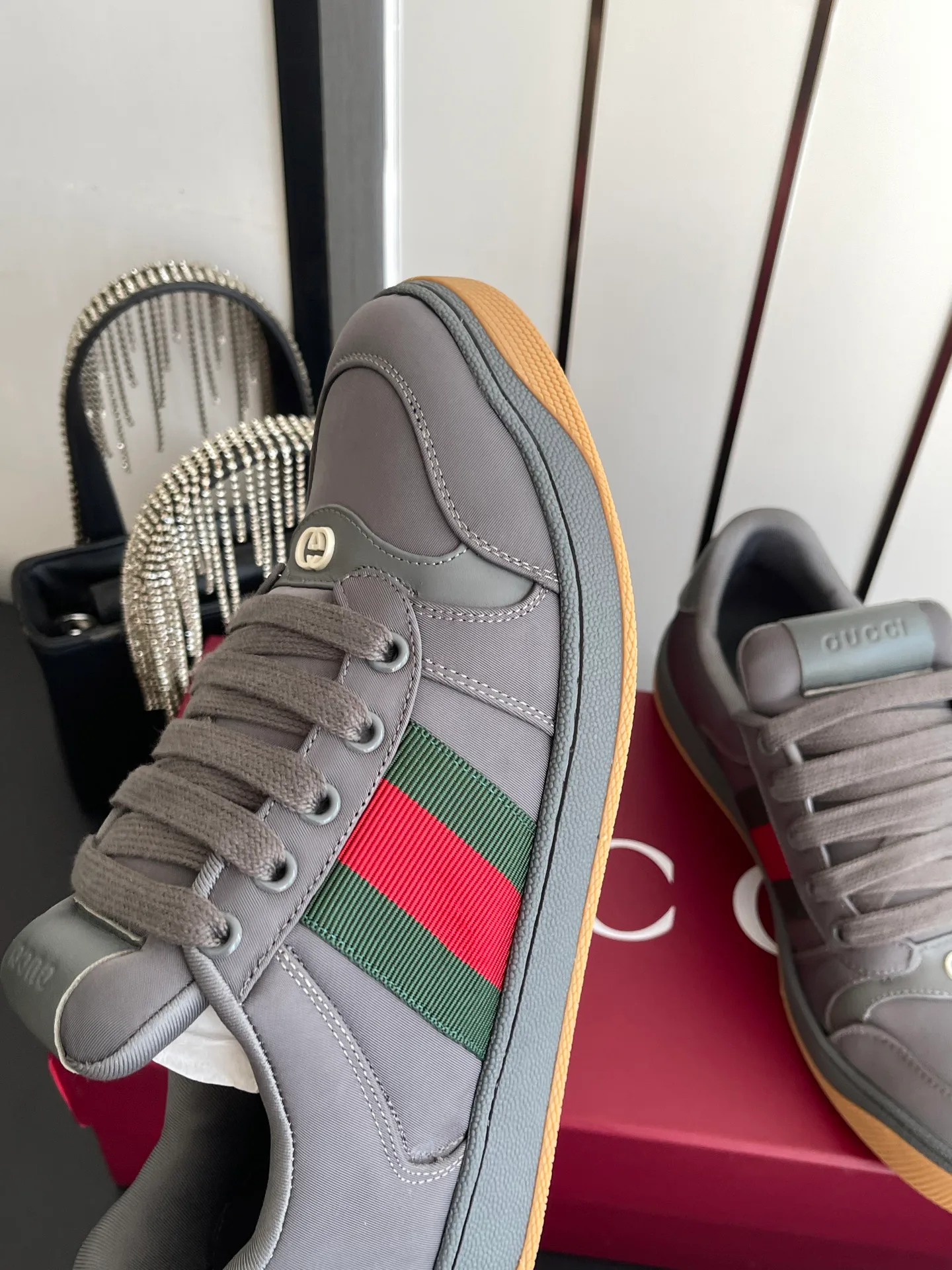 Кроссовки Женские Gucci 18582906