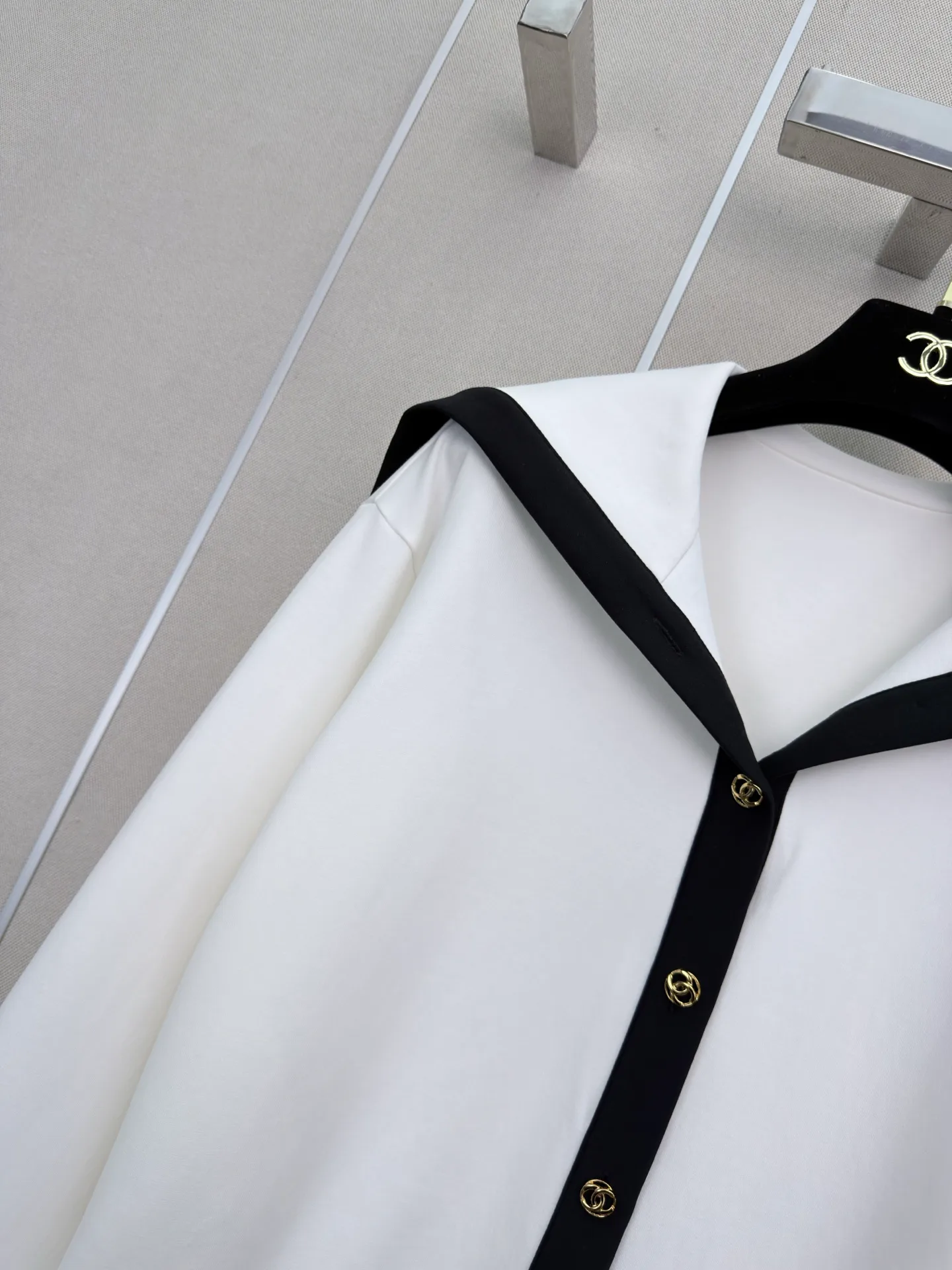 Women's Jumpers And Sweaters CHANEL 18108047
