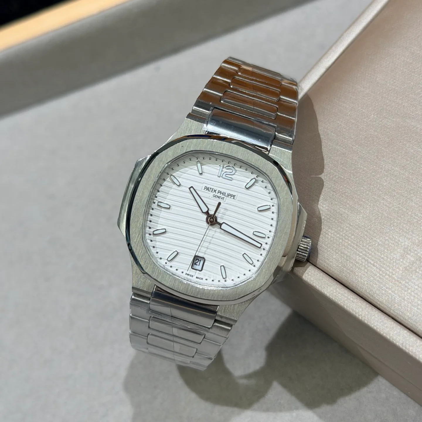 Women's Watches PATEK PHILIPPE 17870337