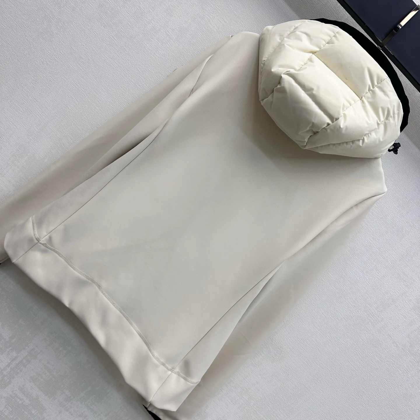 Куртки И Пуховики Женские Moncler 18555764