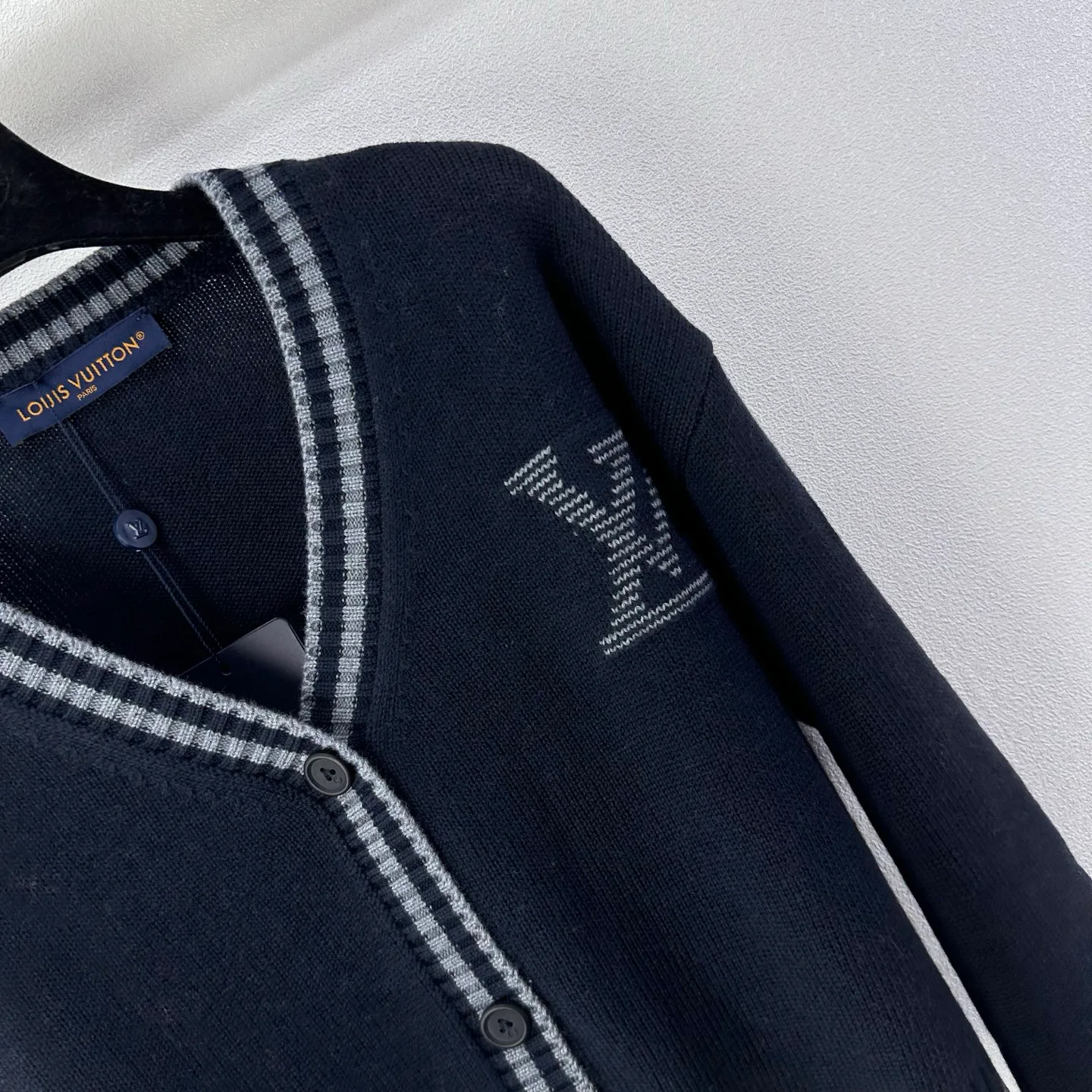 Women's Jumpers And Sweaters LOUIS VUITTON 18363048