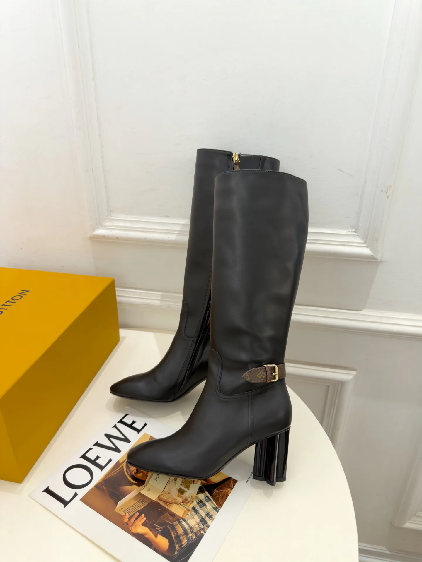 Women's Boots LOUIS VUITTON 18370310