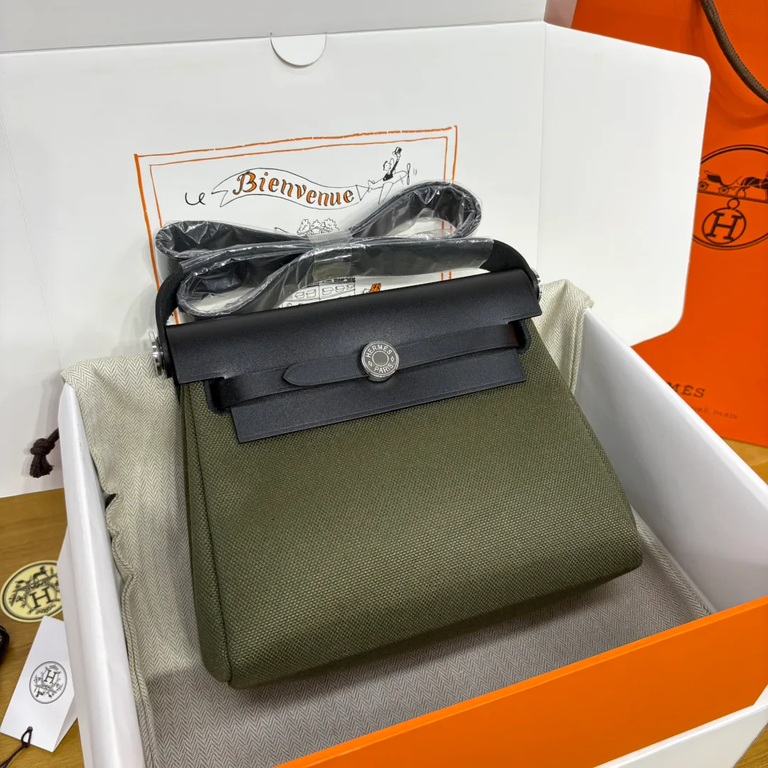 Women's Classic Handbags HERMES 18394485