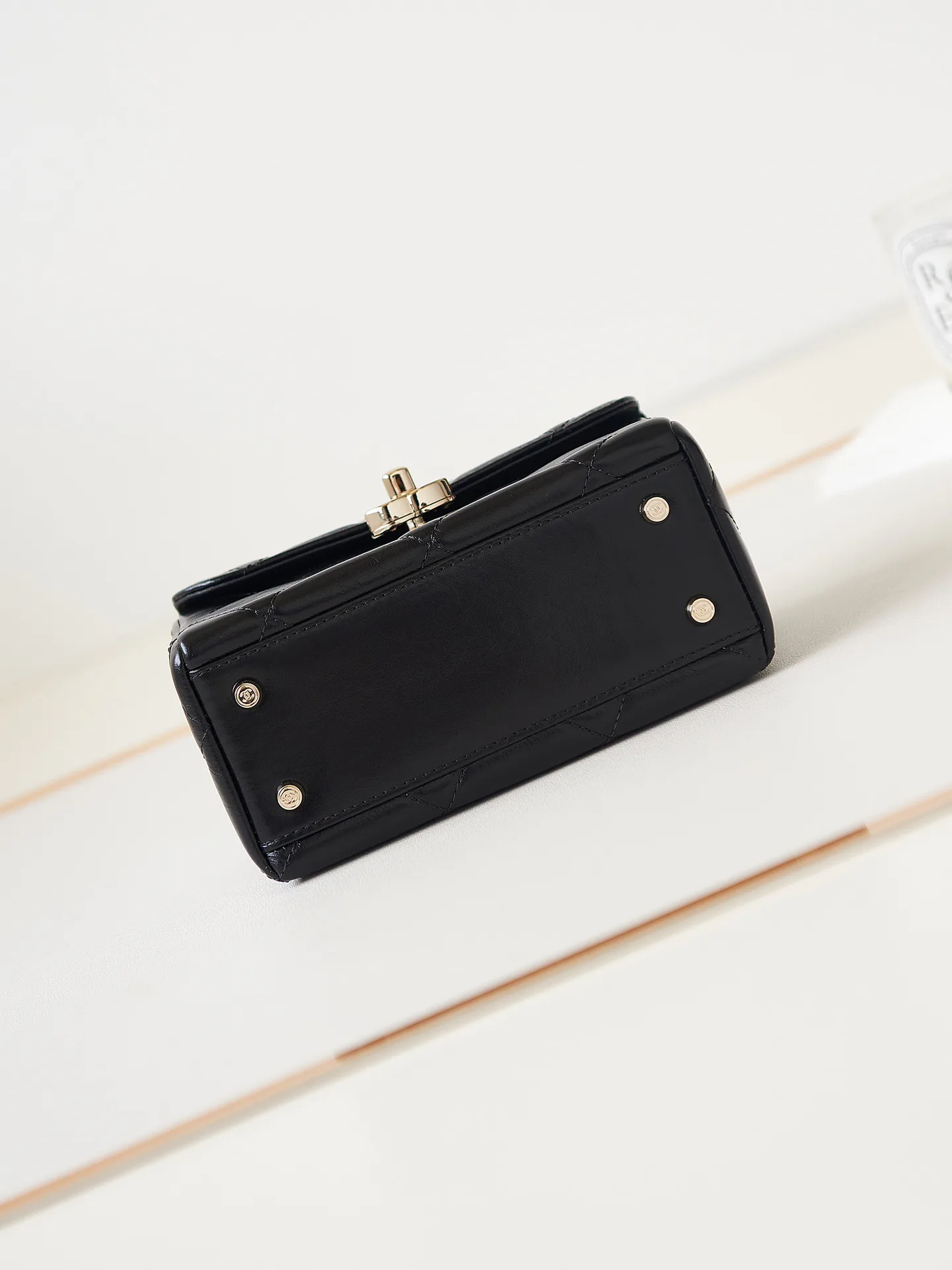 Women's Classic Handbags CHANEL 18065674