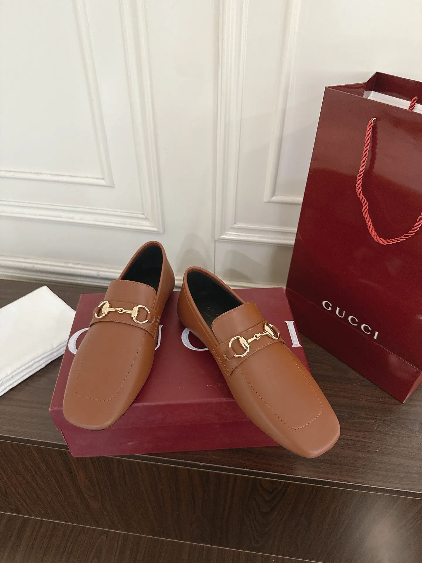 Women's Loafers And Moccasins GUCCI 17956777