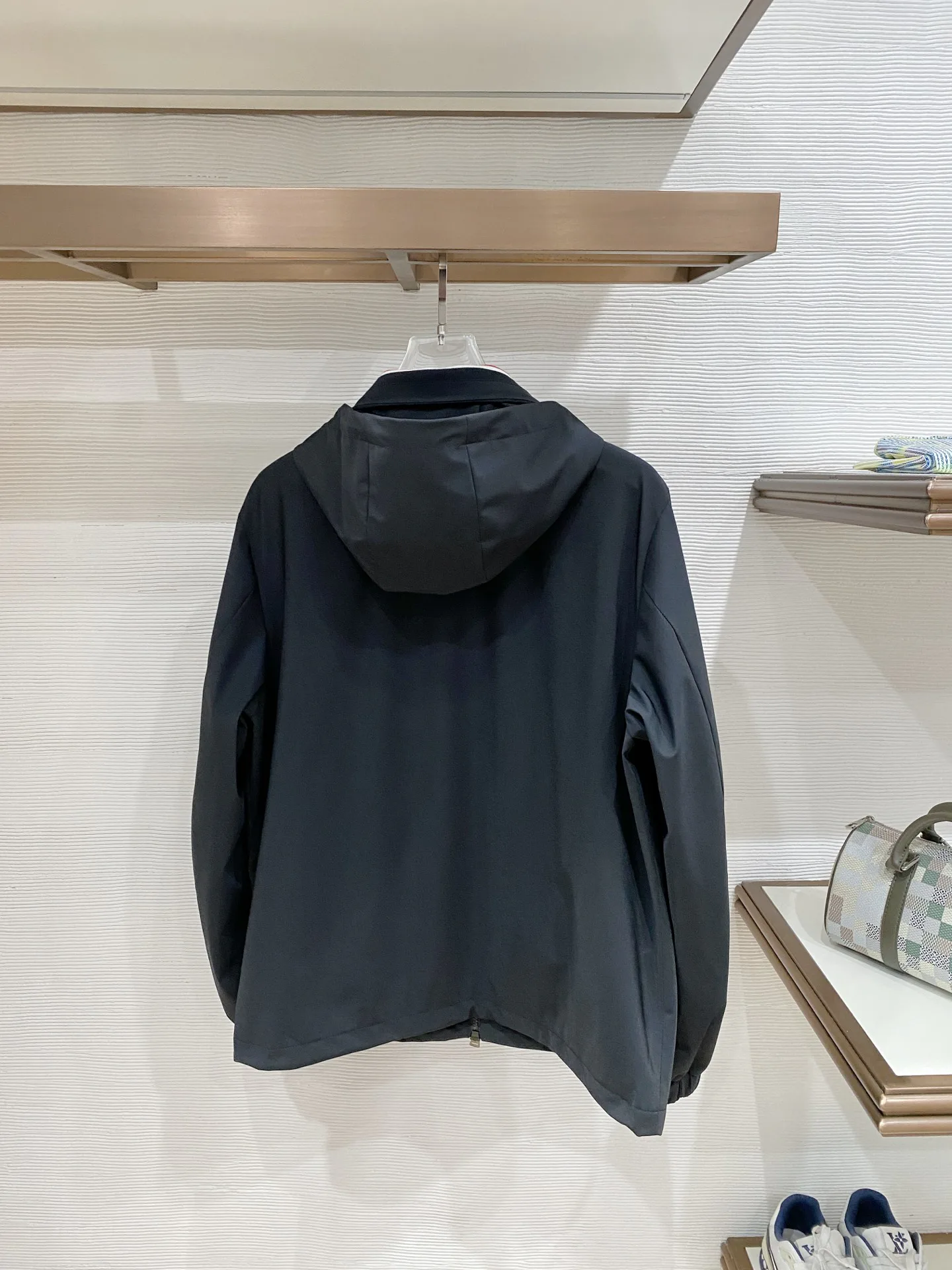 Men's Jackets And Down Jackets MONCLER 17993083