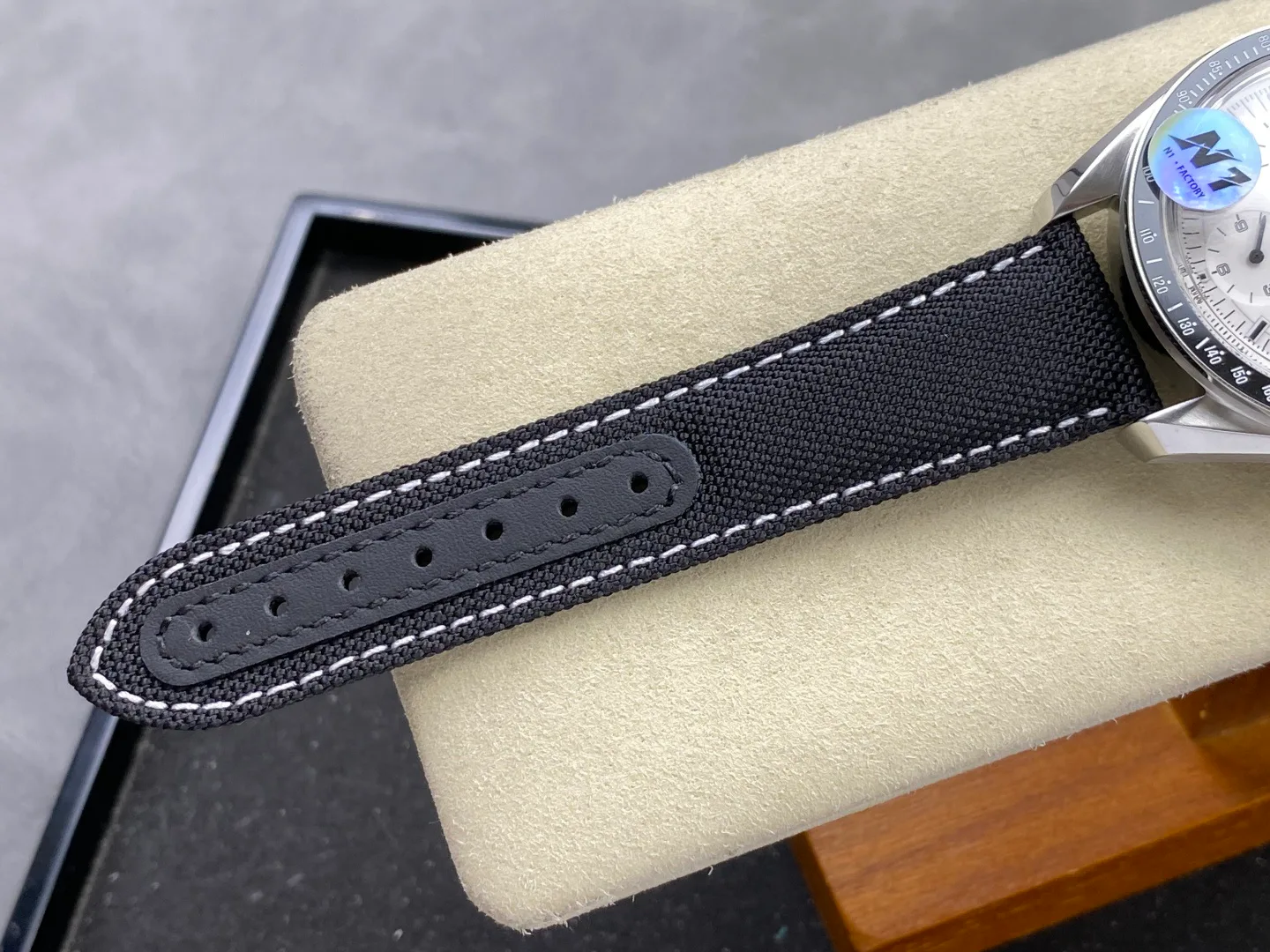Men's Watches OMEGA 17881580