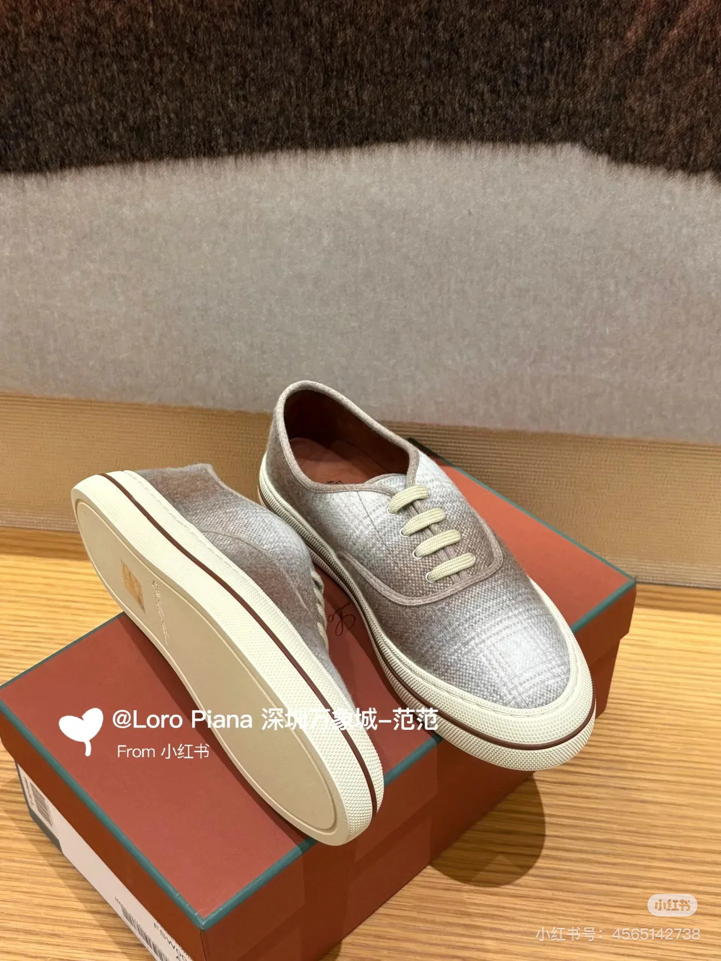 Women's Sneakers LORO PIANA 18258094
