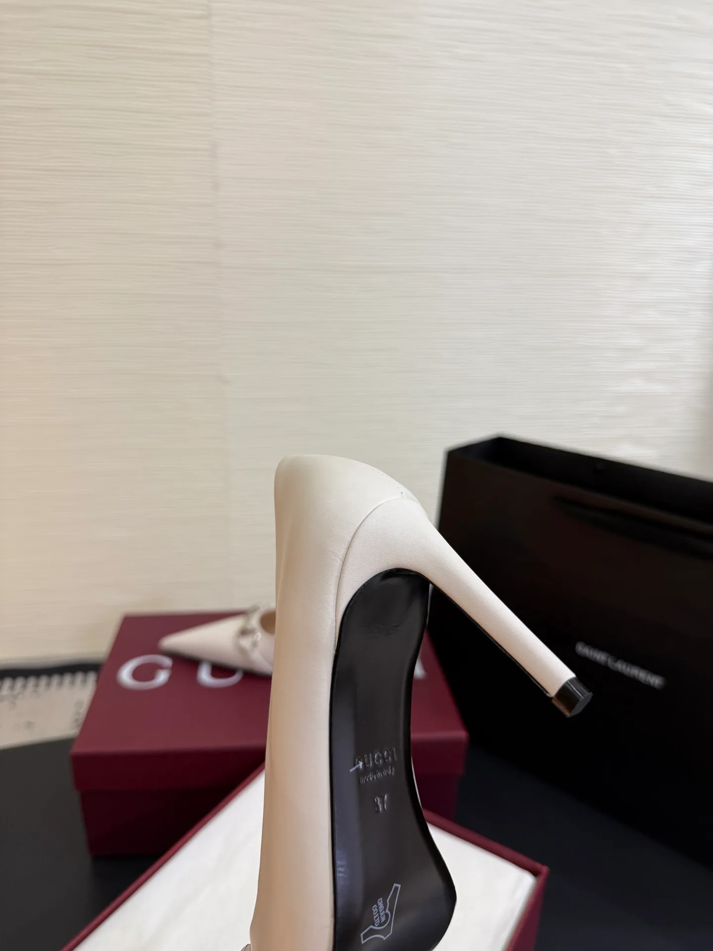 Women's Heels GUCCI 18444616