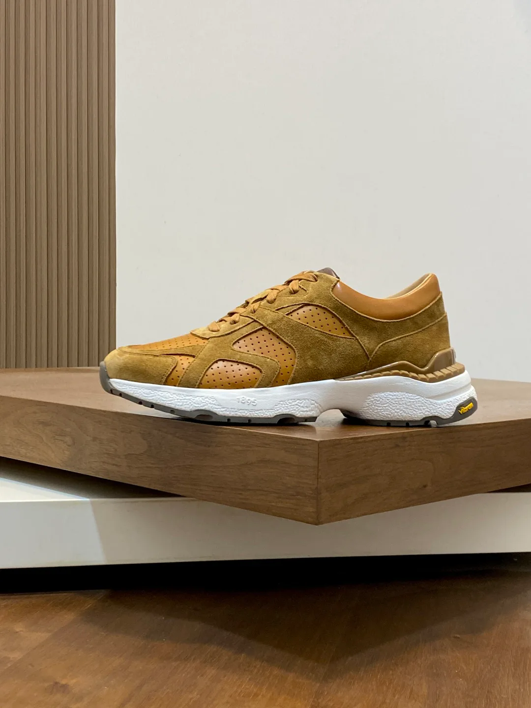 Men's Sneakers BERLUTI 19555428