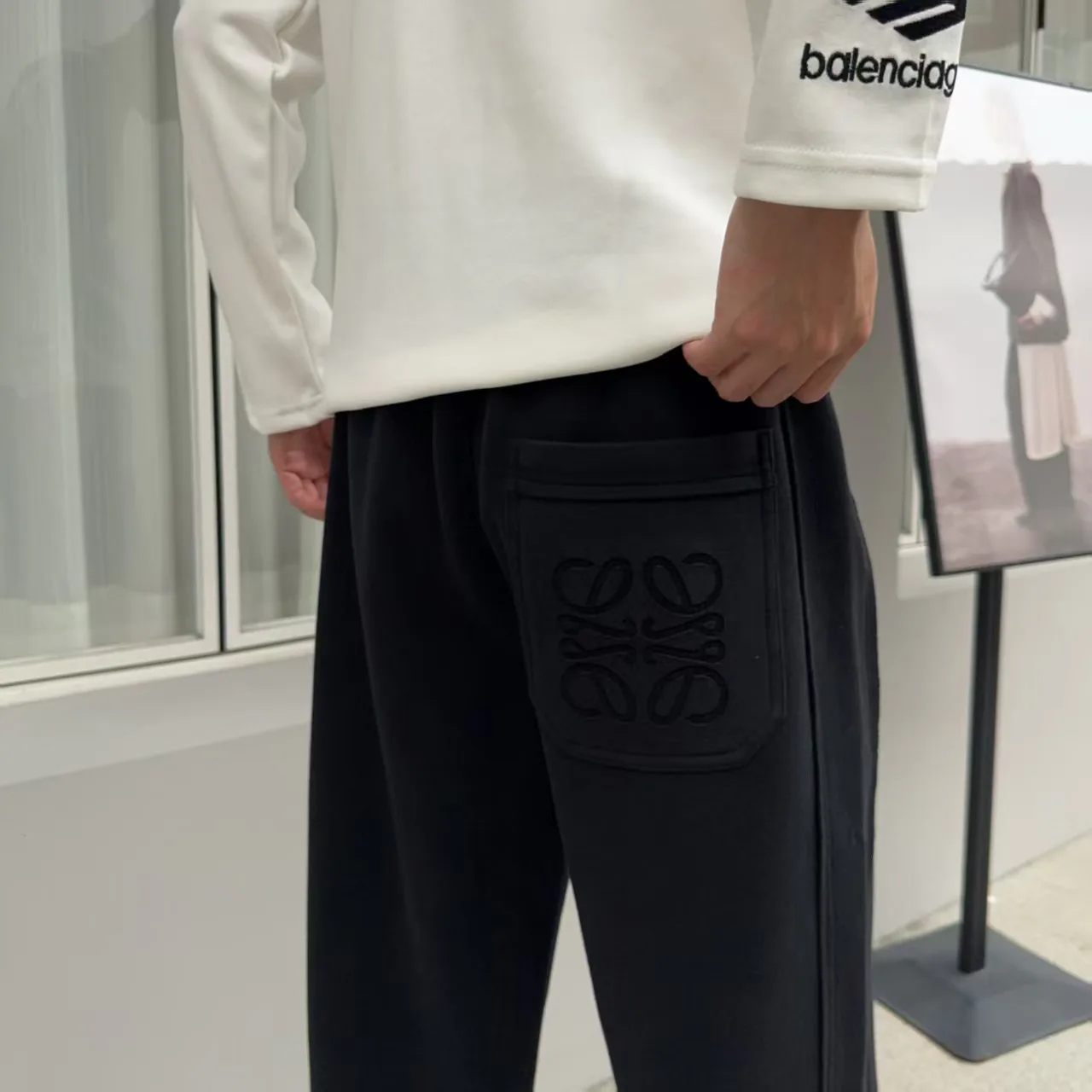Men's Trousers LOEWE 18178321