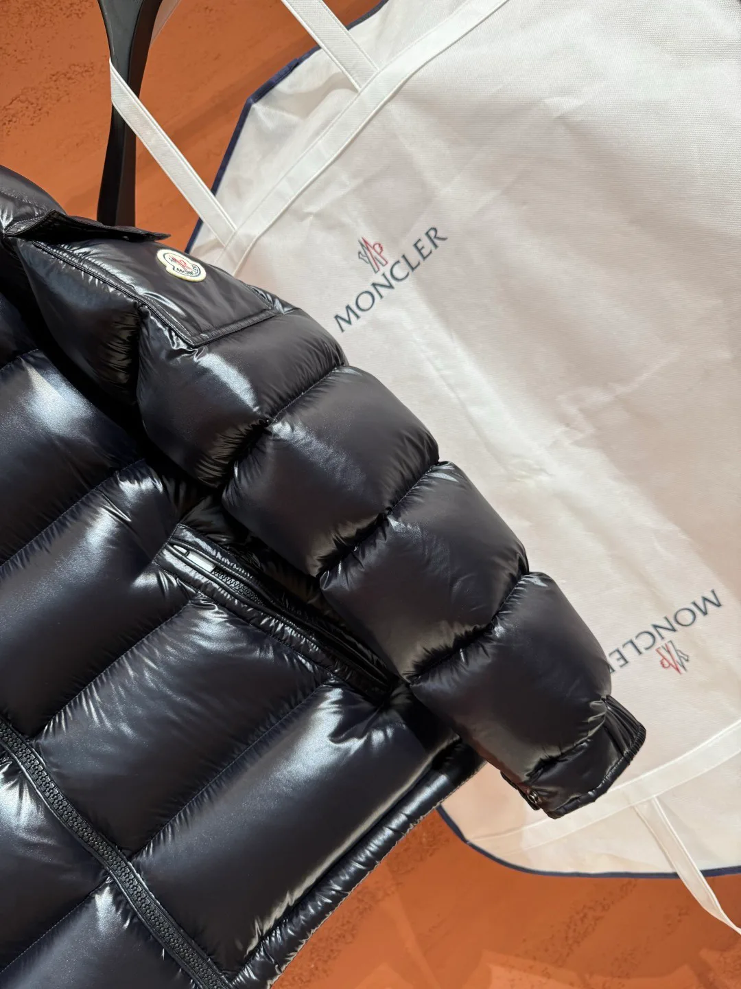 Men's Jackets And Down Jackets MONCLER 18048474