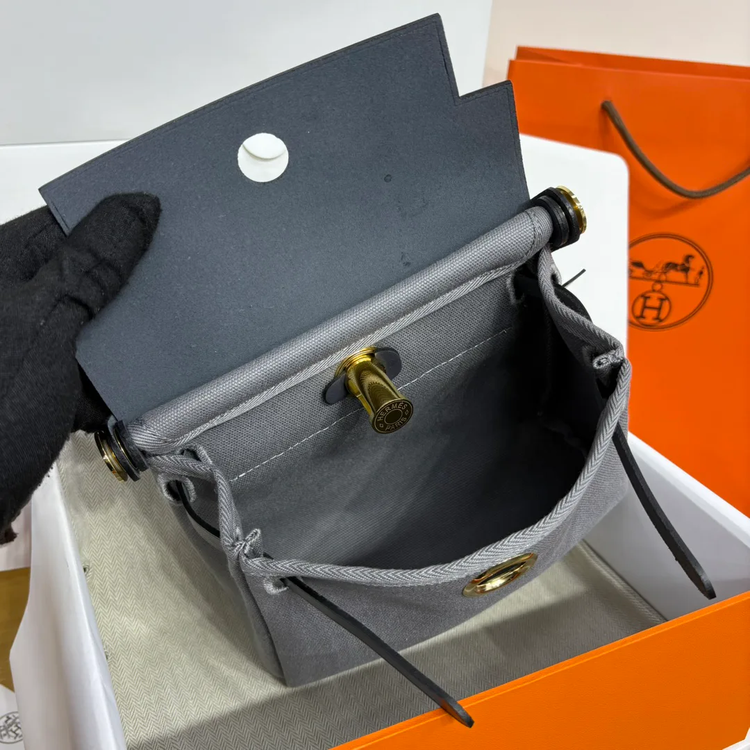 Women's Classic Handbags HERMES 18394449
