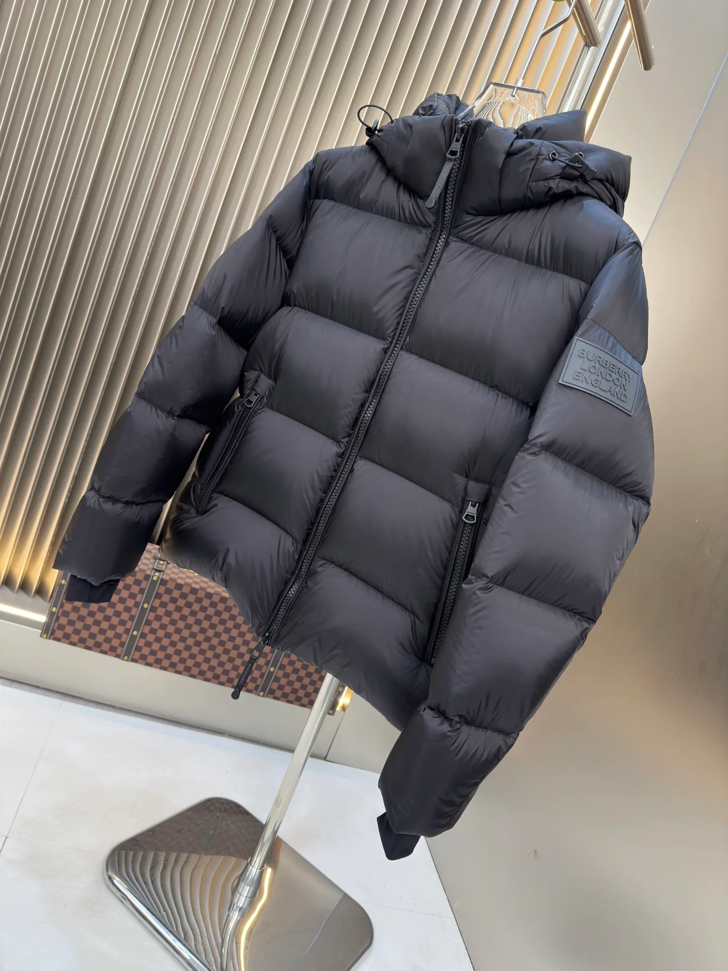 Women's Jackets And Down Jackets BURBERRY 17922009