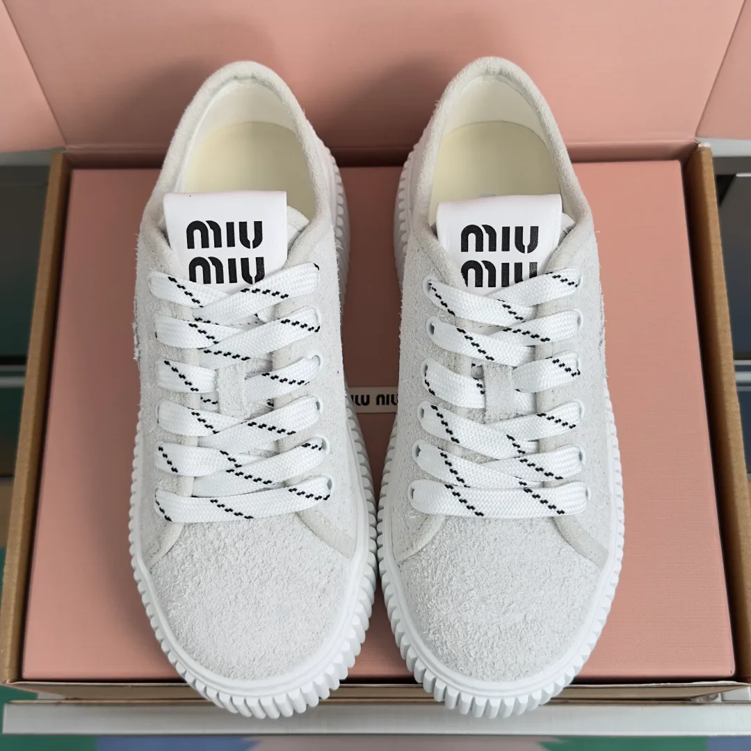 Women's Sneakers MIU MIU 17950572