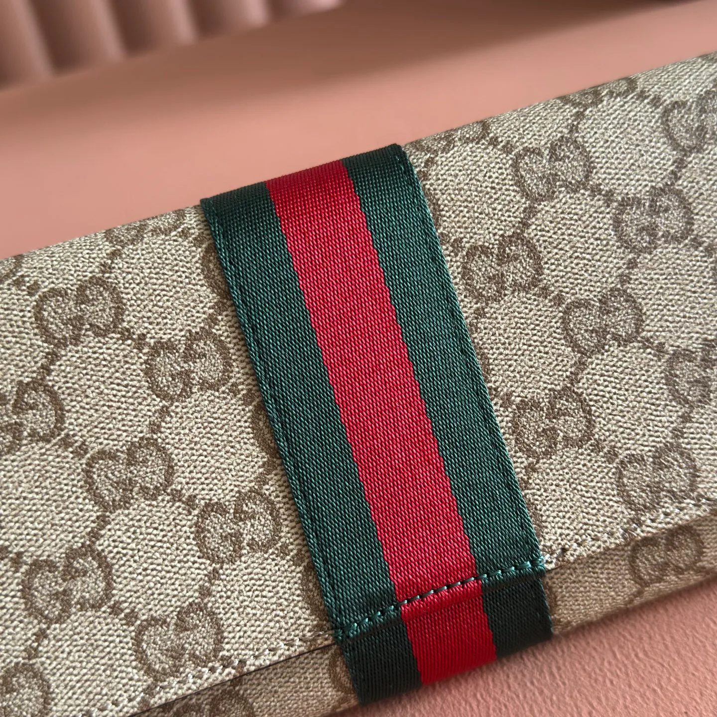Women's Clutches GUCCI 17947889