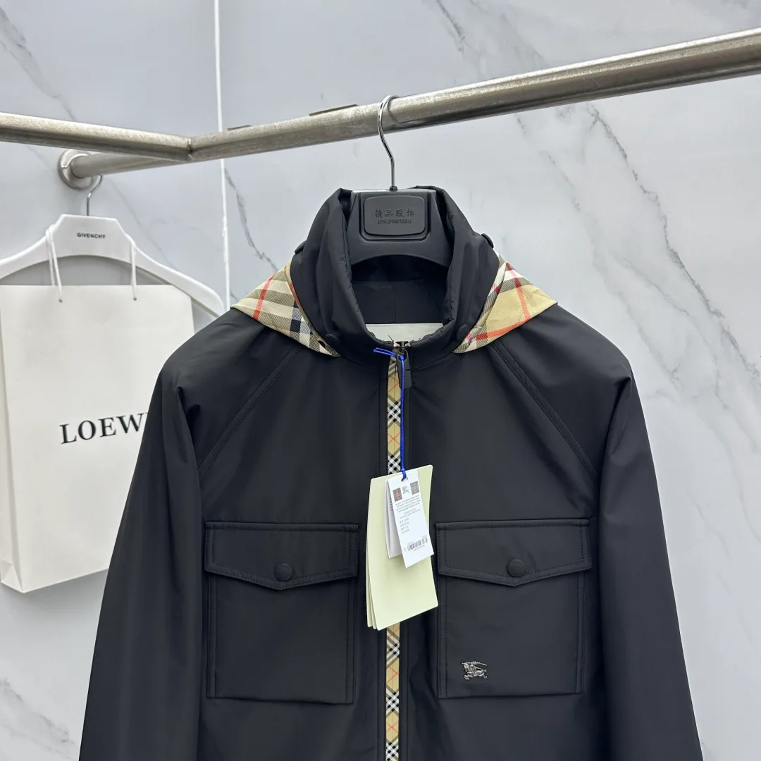 Men's Jackets And Down Jackets BURBERRY 17810343