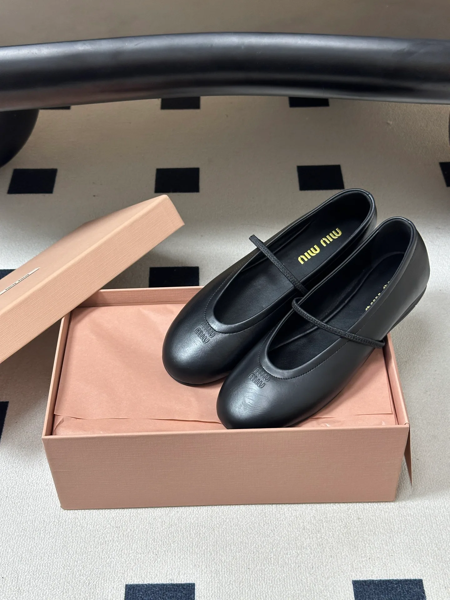 Women's Ballet Flats MIU MIU 17338397