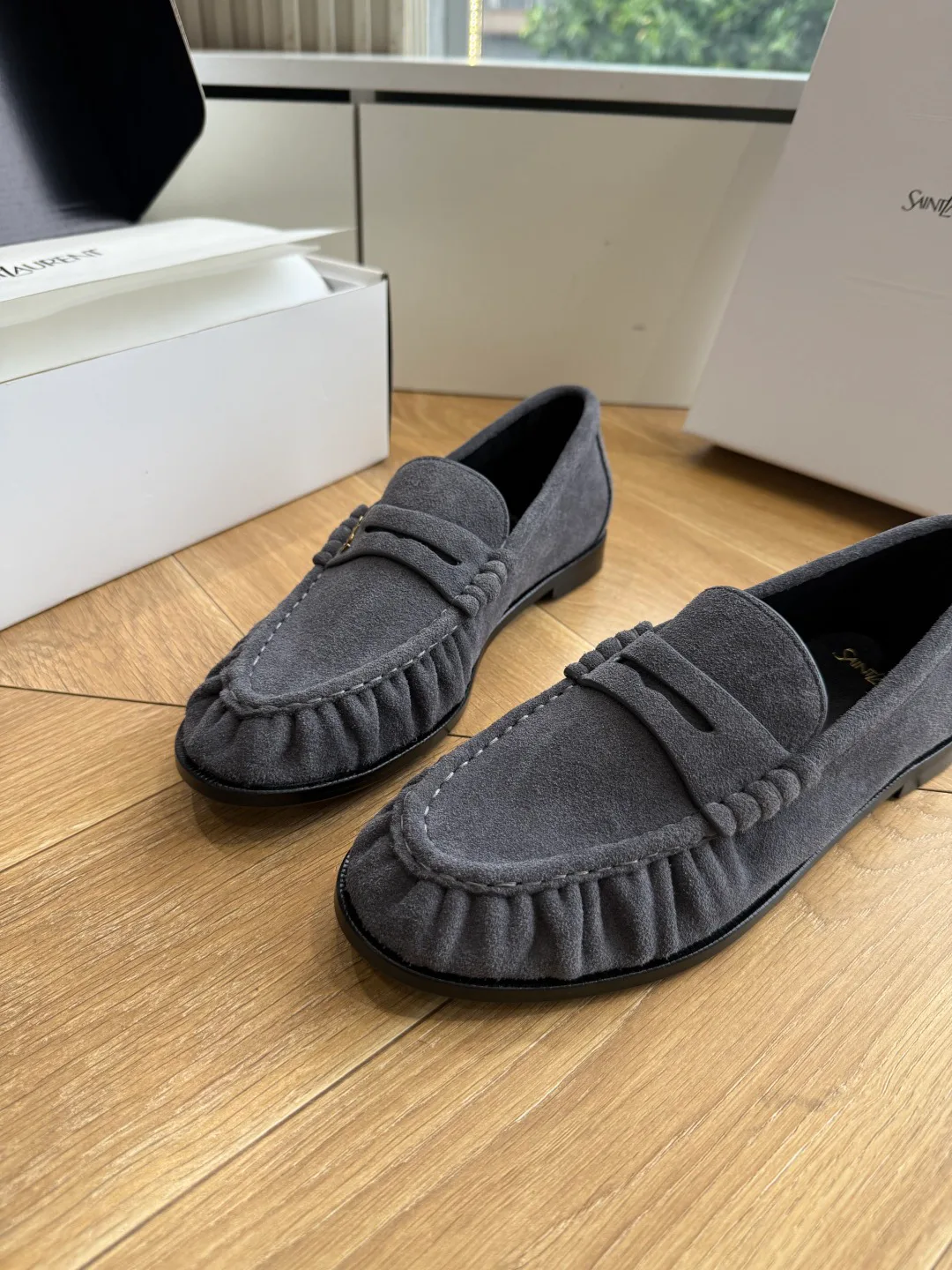 Men's Loafers And Dress Shoes SAINT LAURENT 17781549