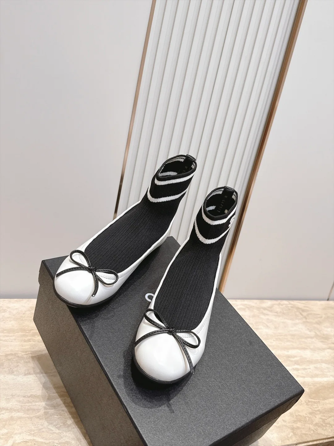 Women's Ballet Flats CHANEL 17968823