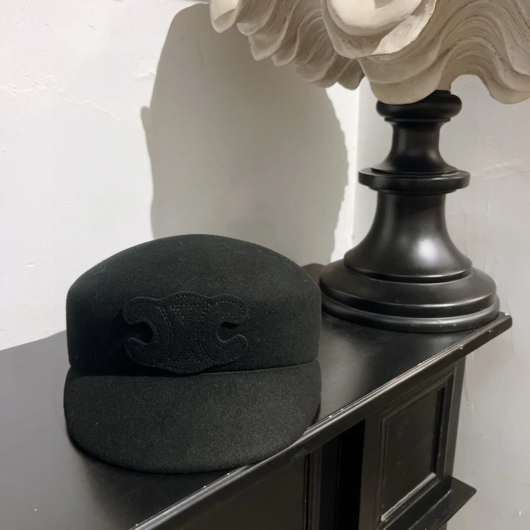 Hats CELINE 18315068