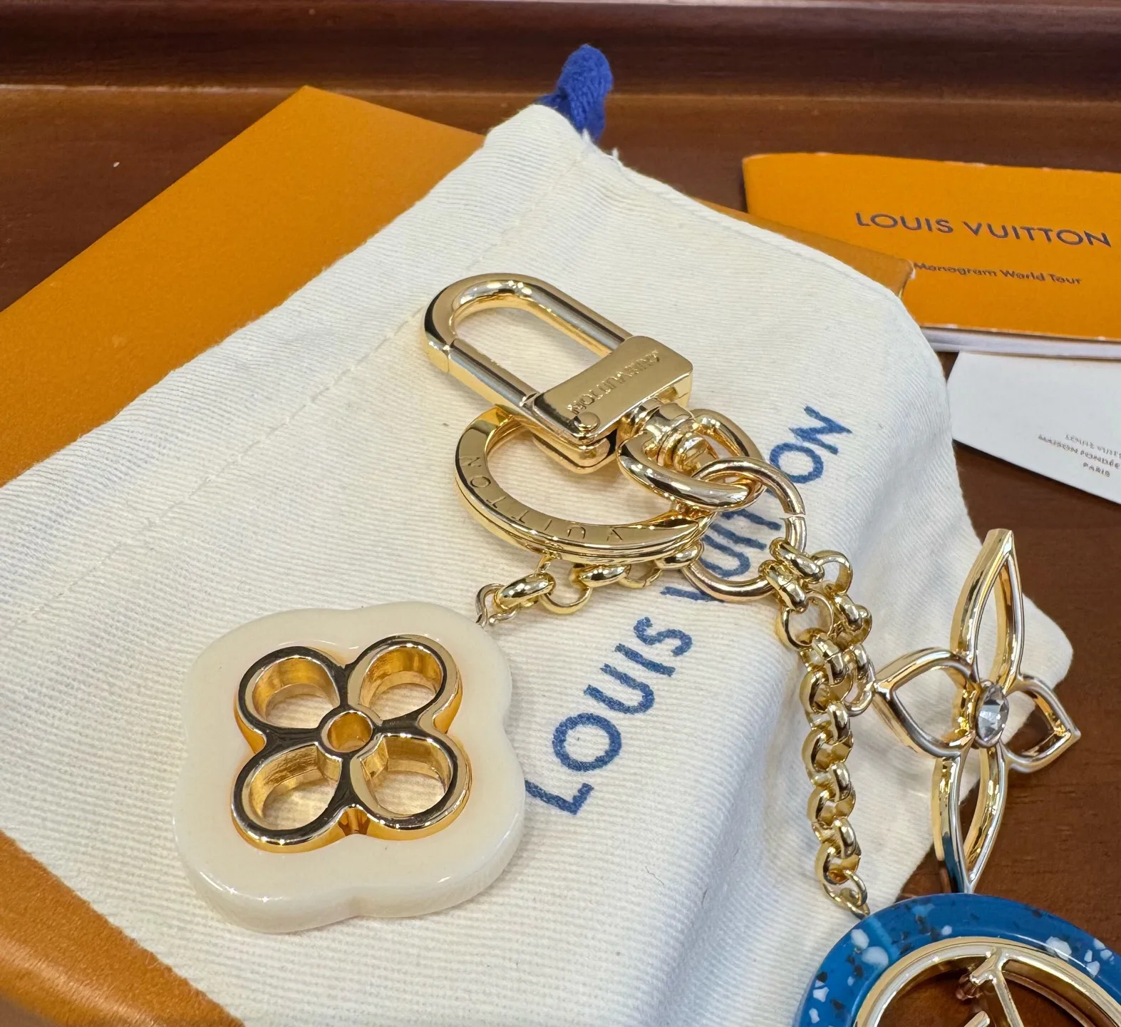 Key Cases LOUIS VUITTON 18013323