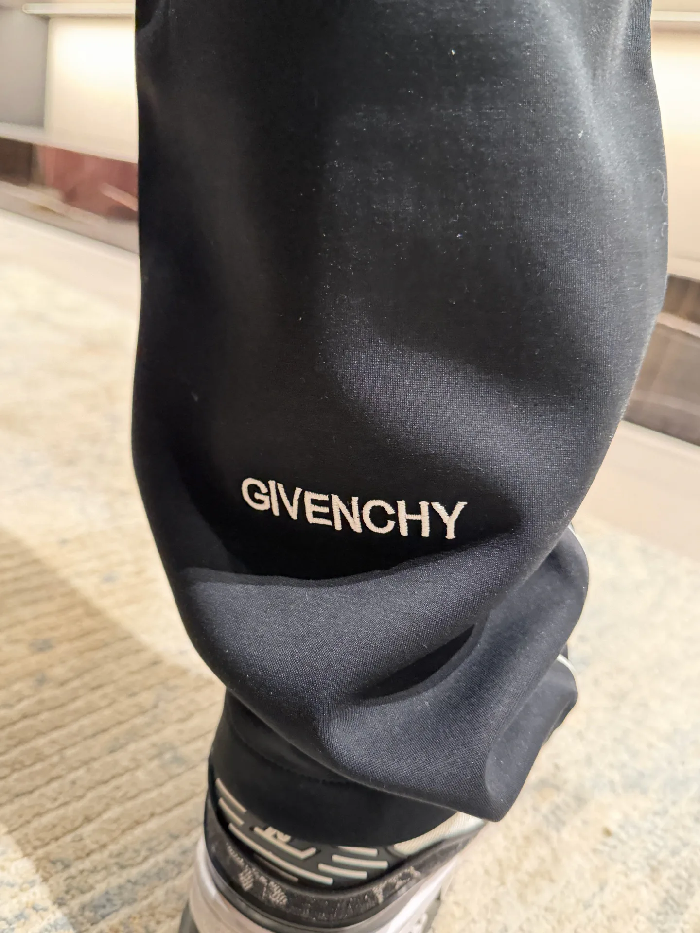 Men's Trousers GIVENCHY 18499697