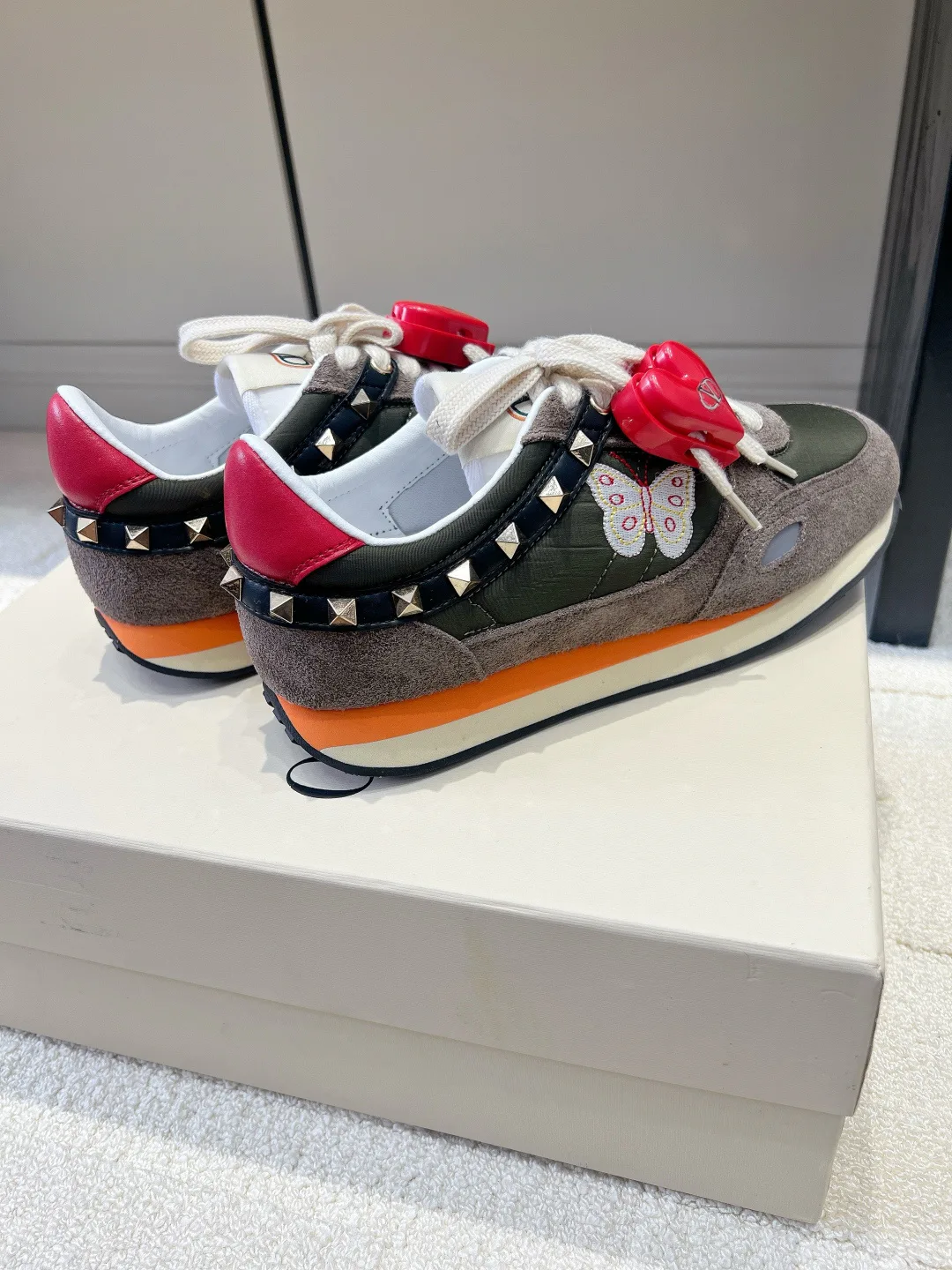 Women's Sneakers VALENTINO 18436568
