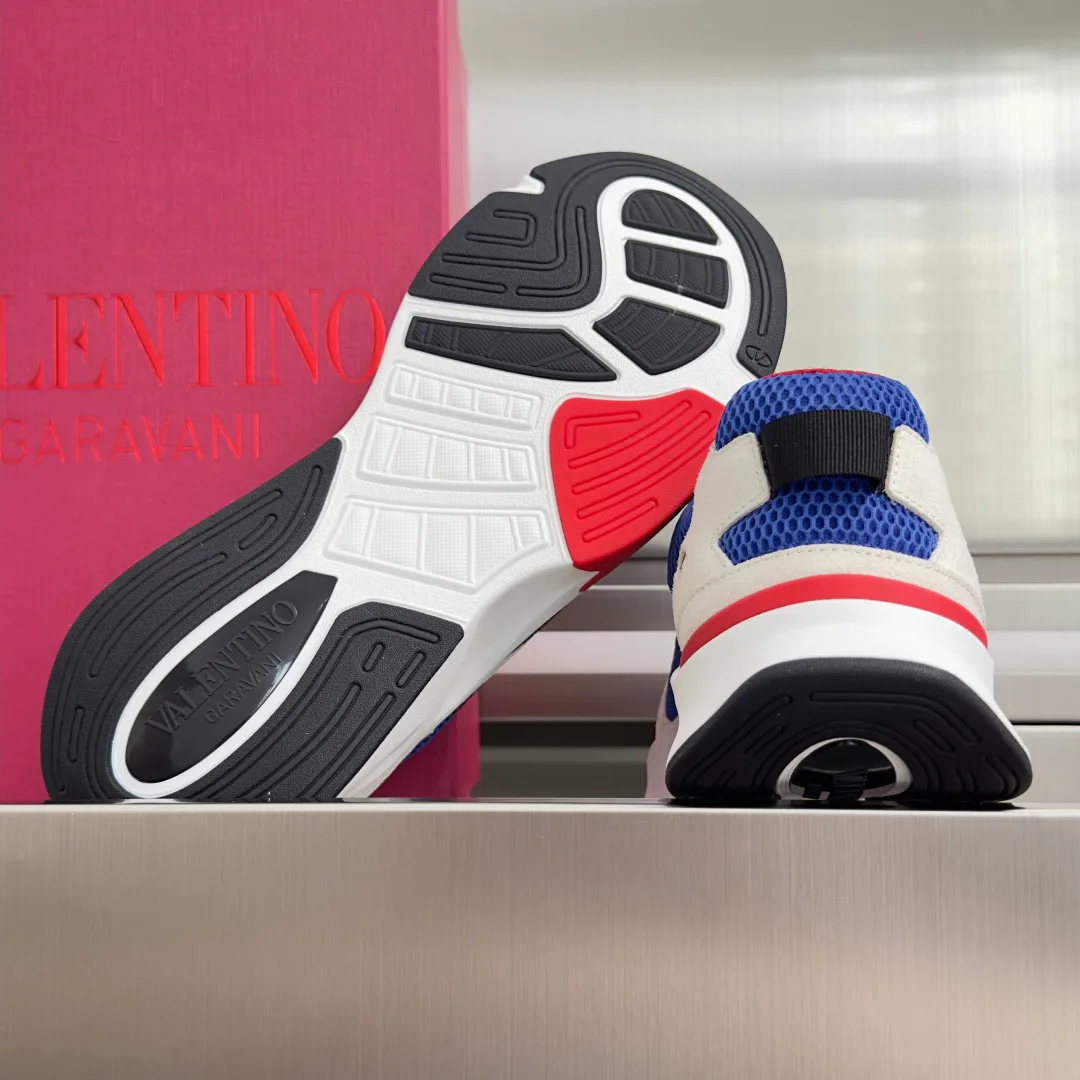 Men's Sneakers VALENTINO 17603080