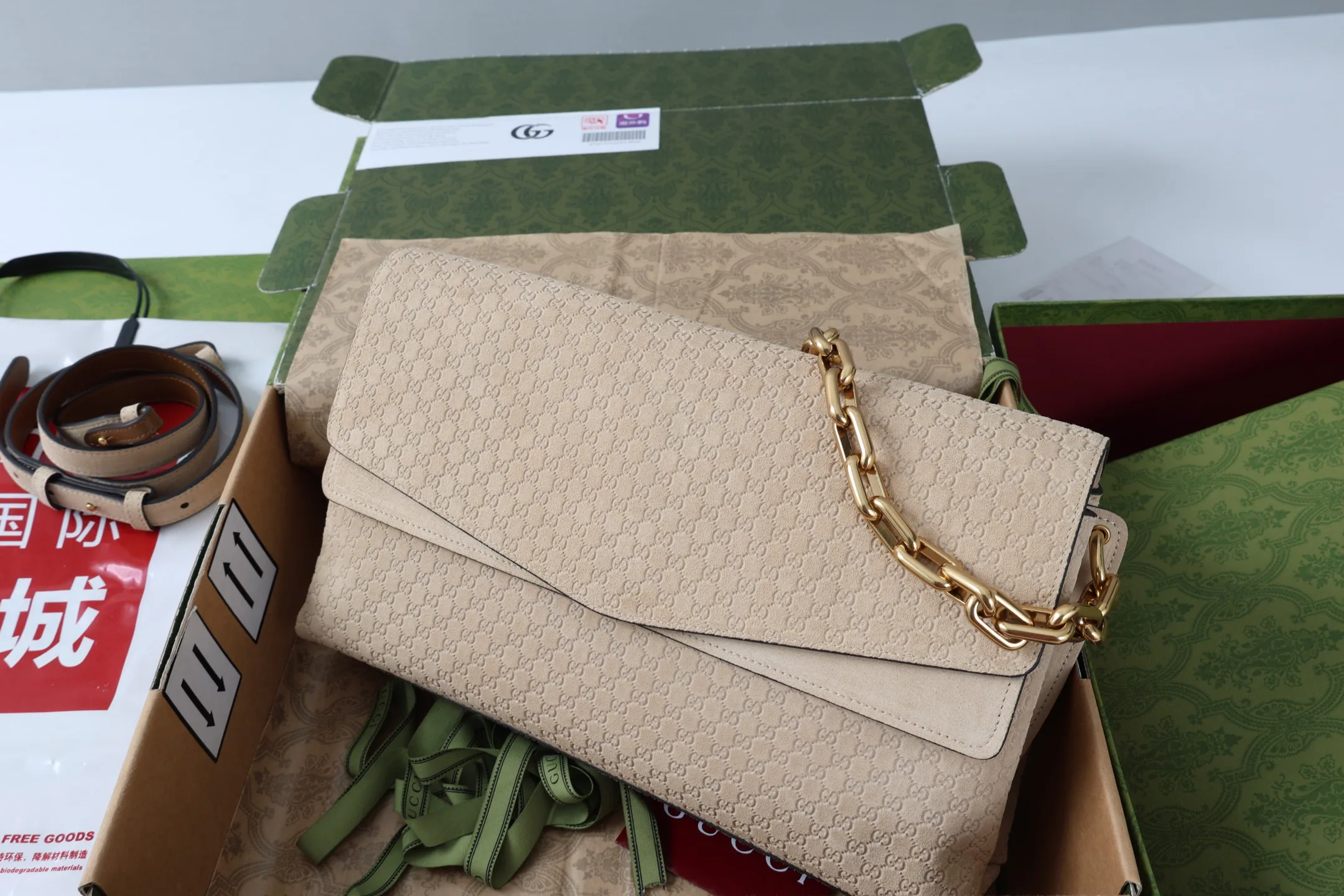 Women's Classic Handbags GUCCI 18005078
