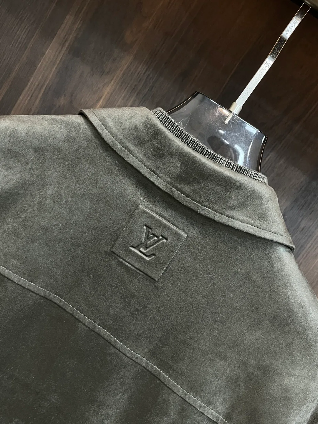 Men's Jackets And Down Jackets LOUIS VUITTON 18140197