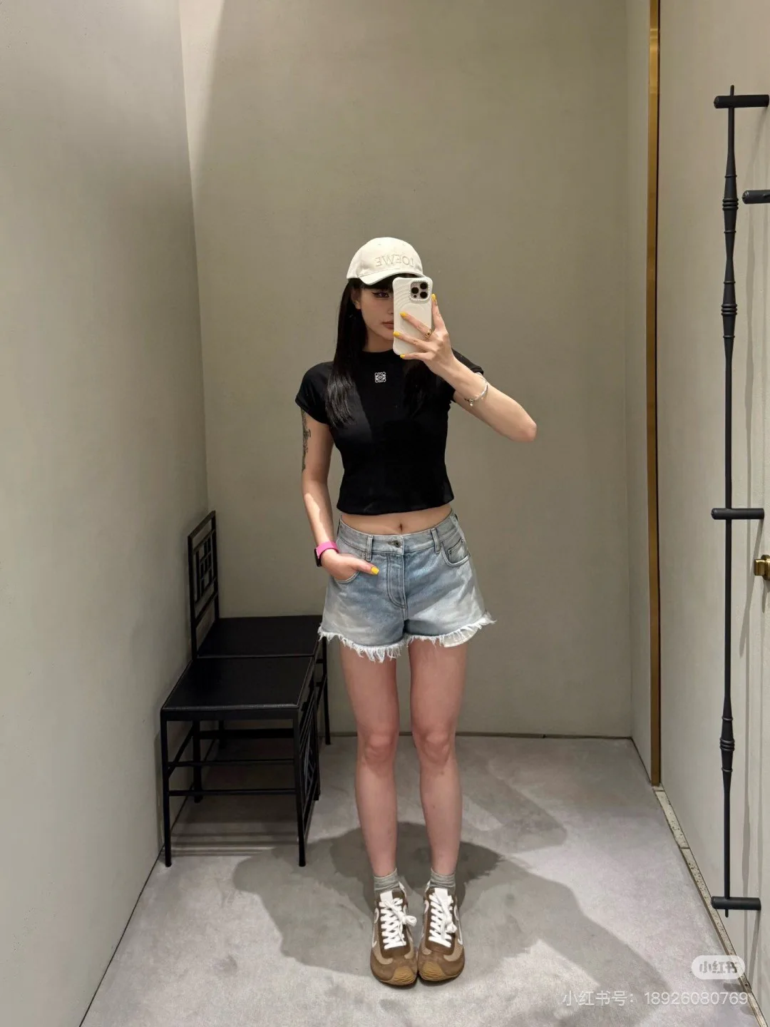 Women's Shorts LOEWE 17339236
